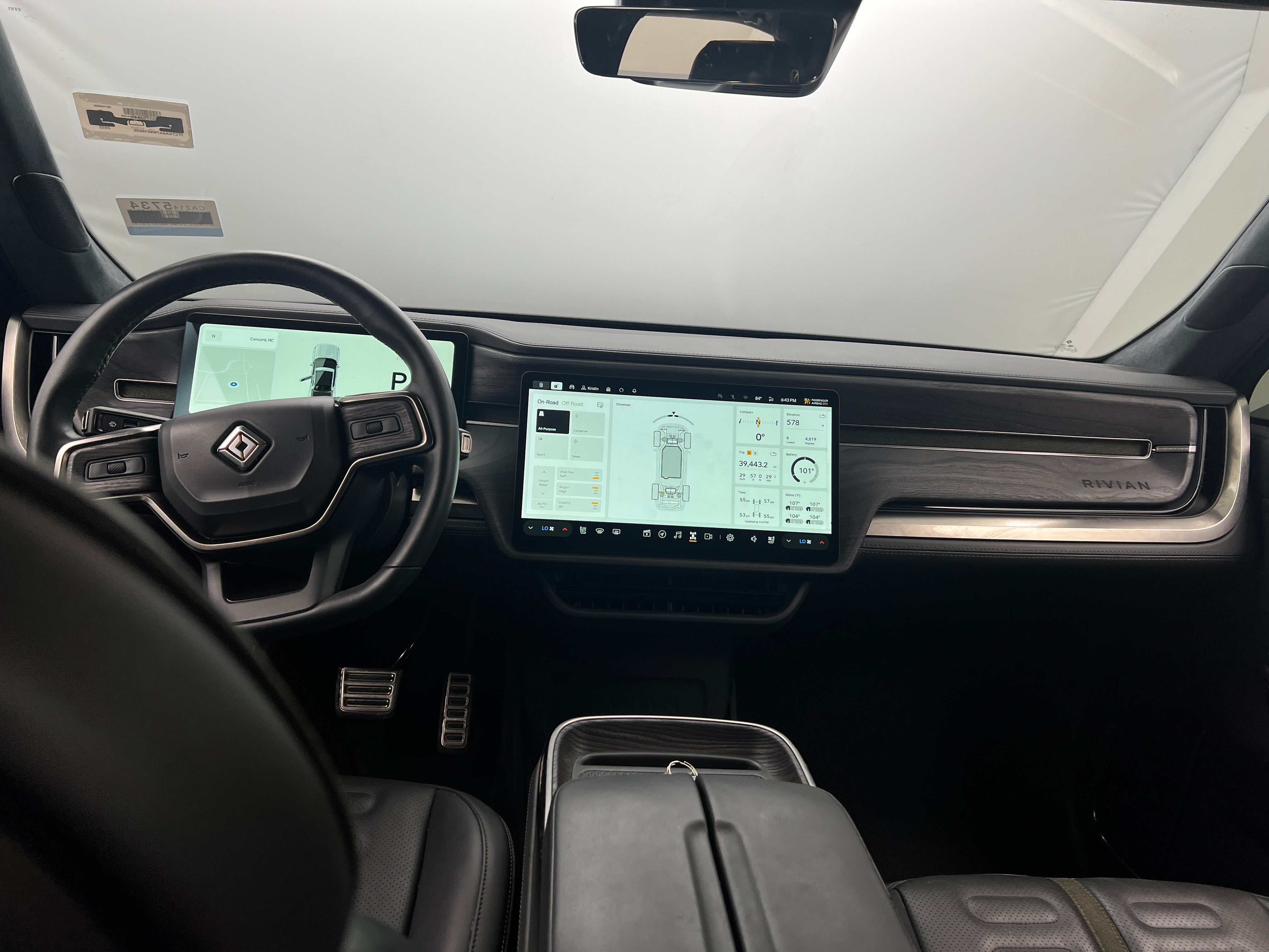 2022 Rivian R1T Adventure 2