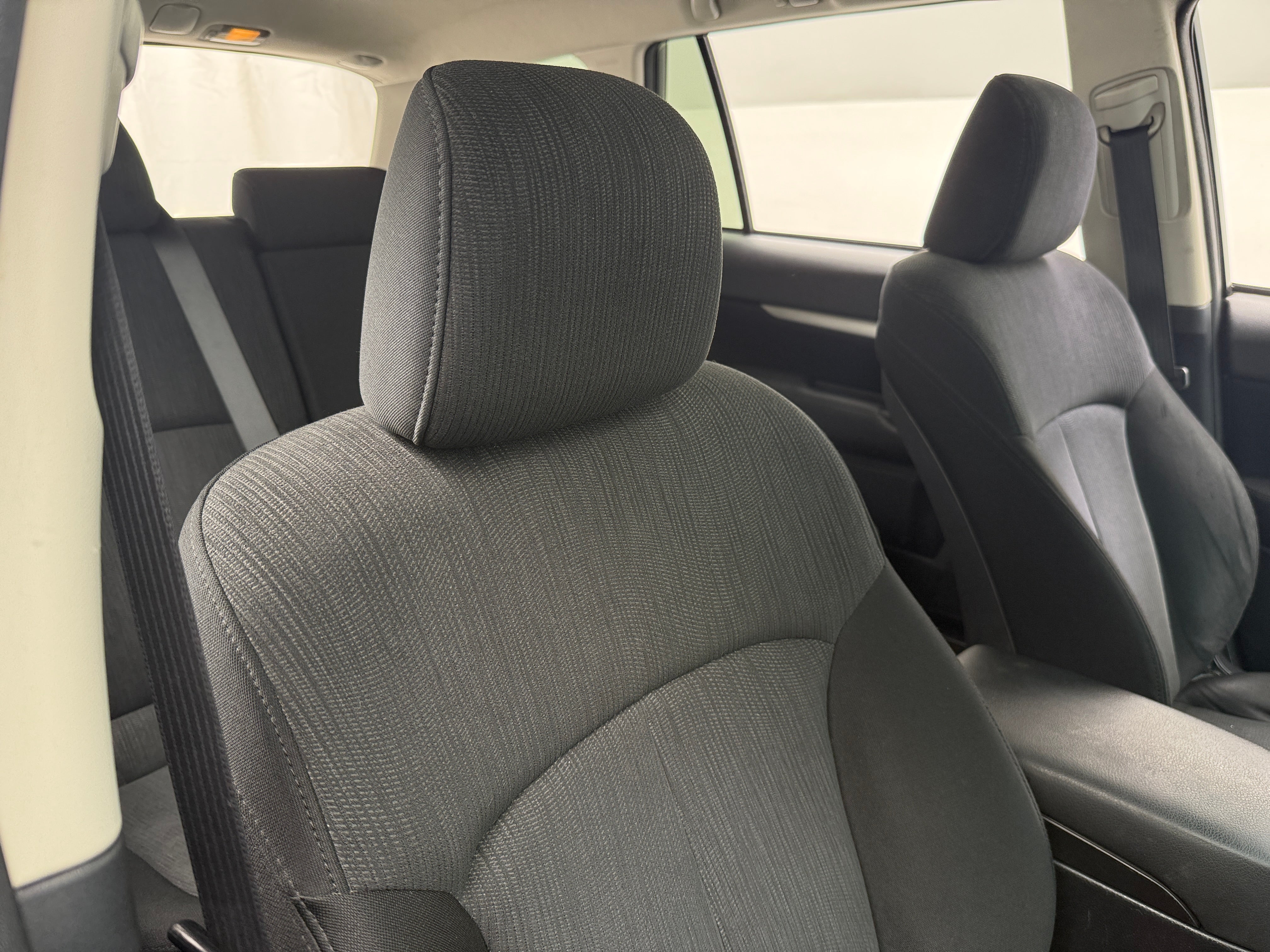 2014 Subaru Outback Premium 2