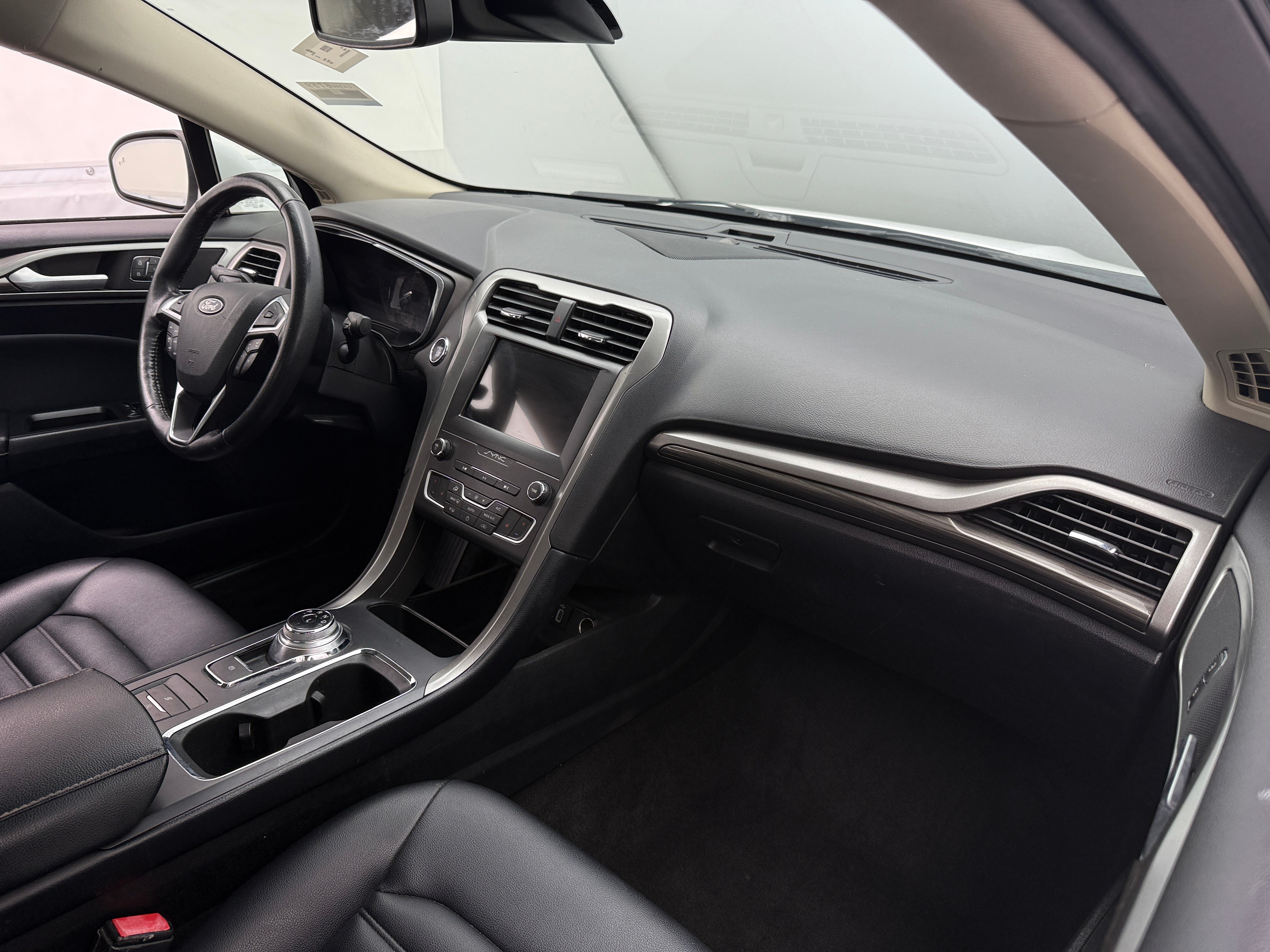 2020 Ford Fusion SEL 2