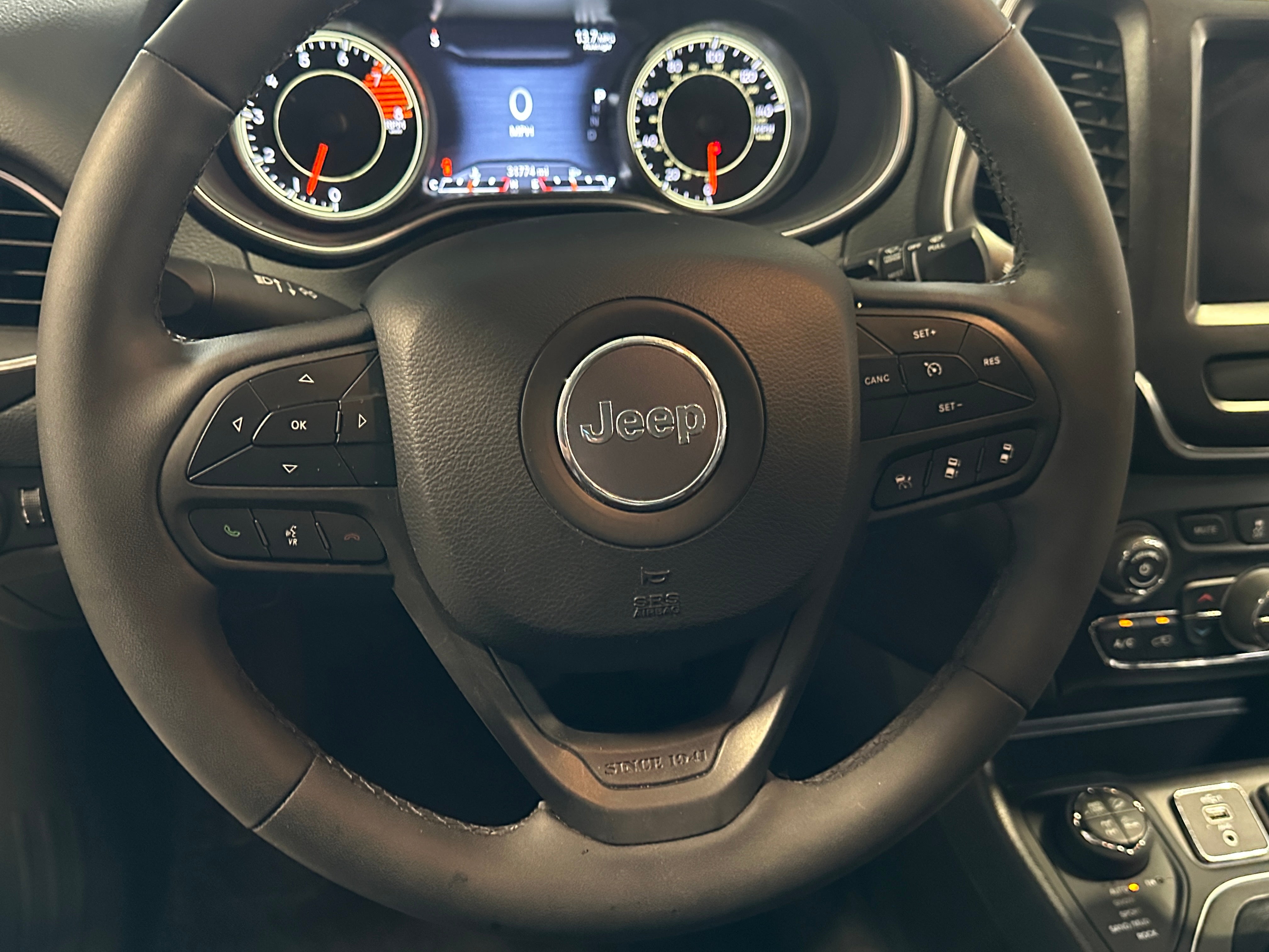 2022 Jeep Cherokee Trailhawk 4