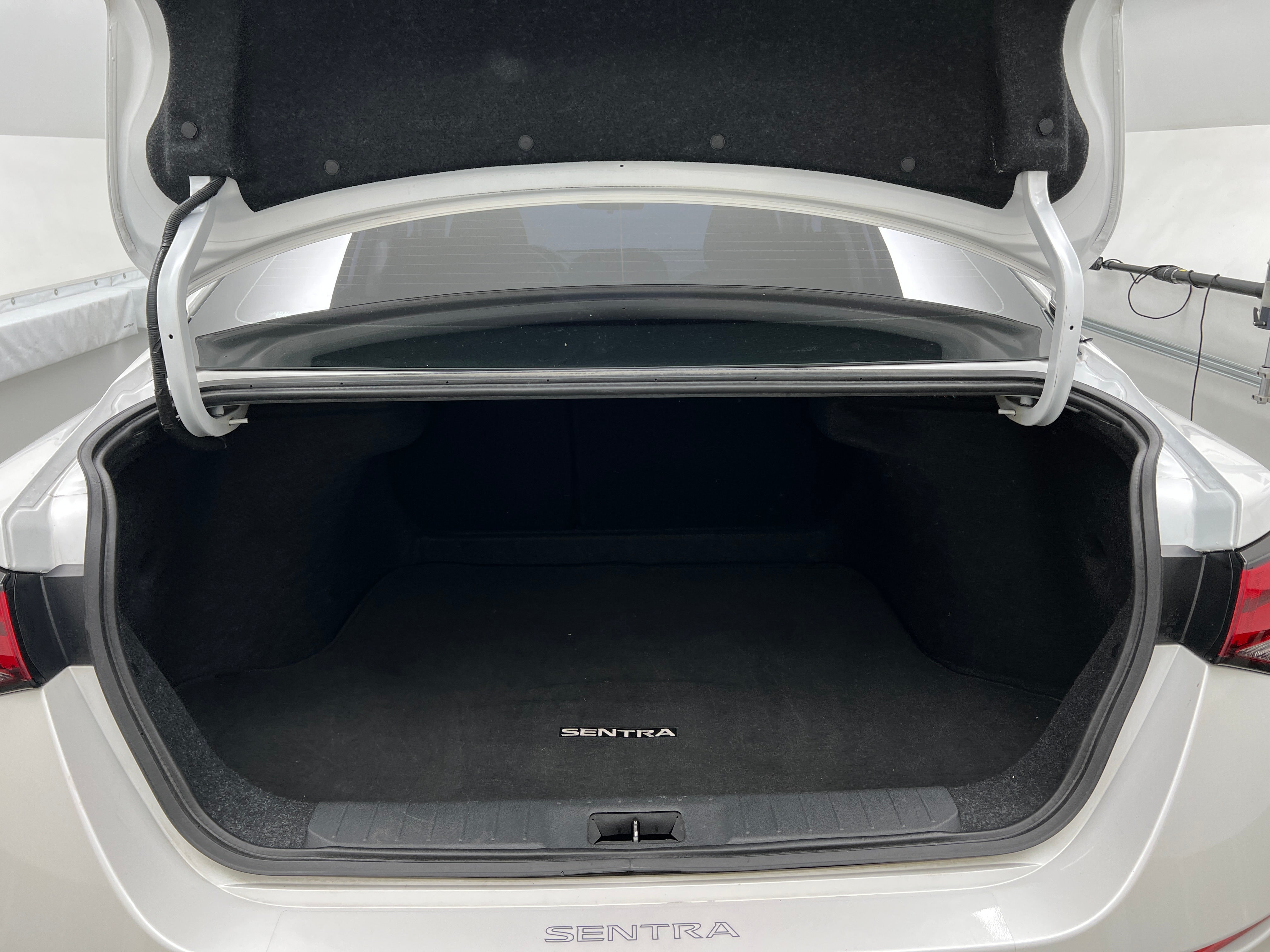 2022 Nissan Sentra SV 7