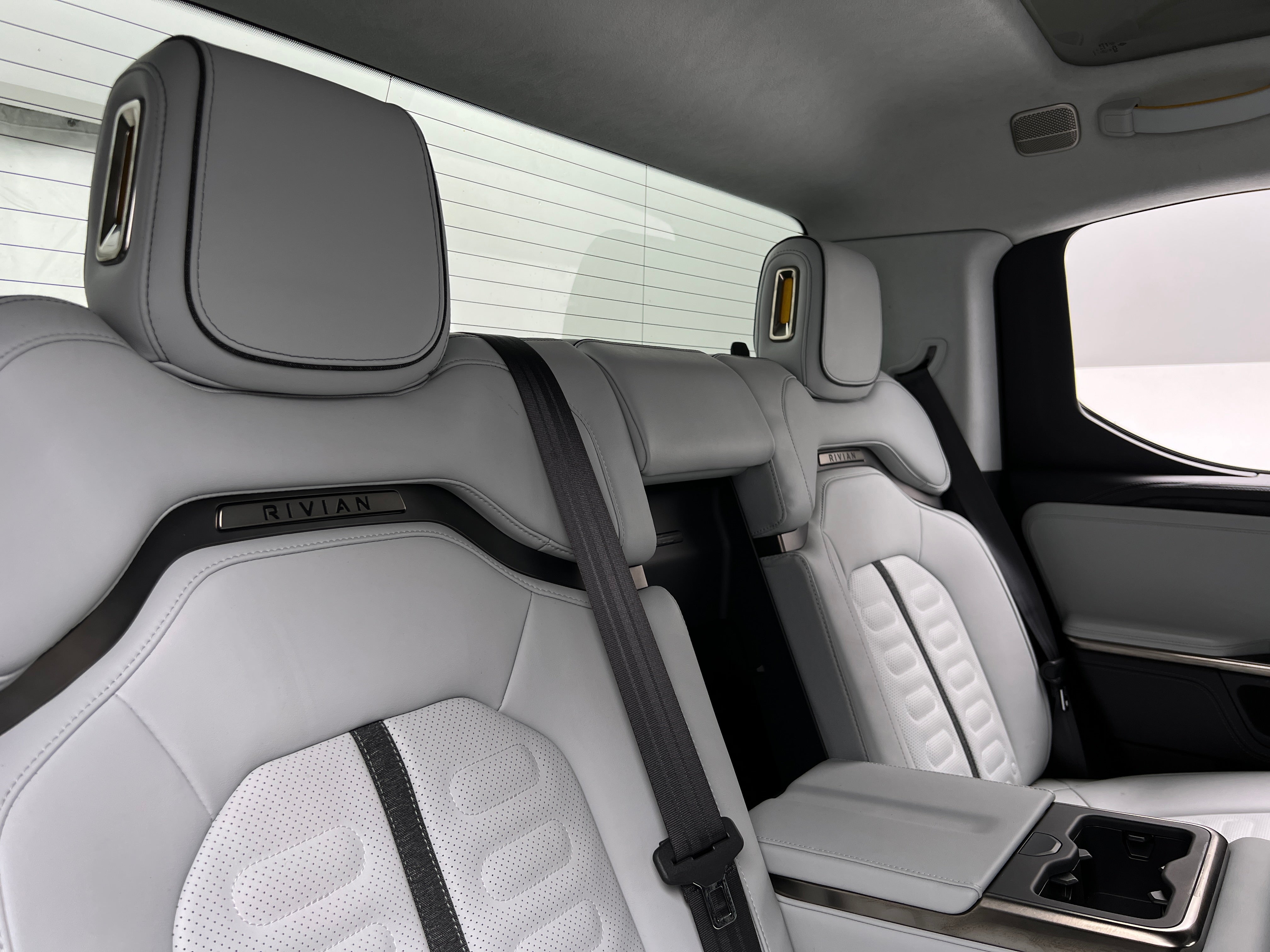 2022 Rivian R1T Adventure 5