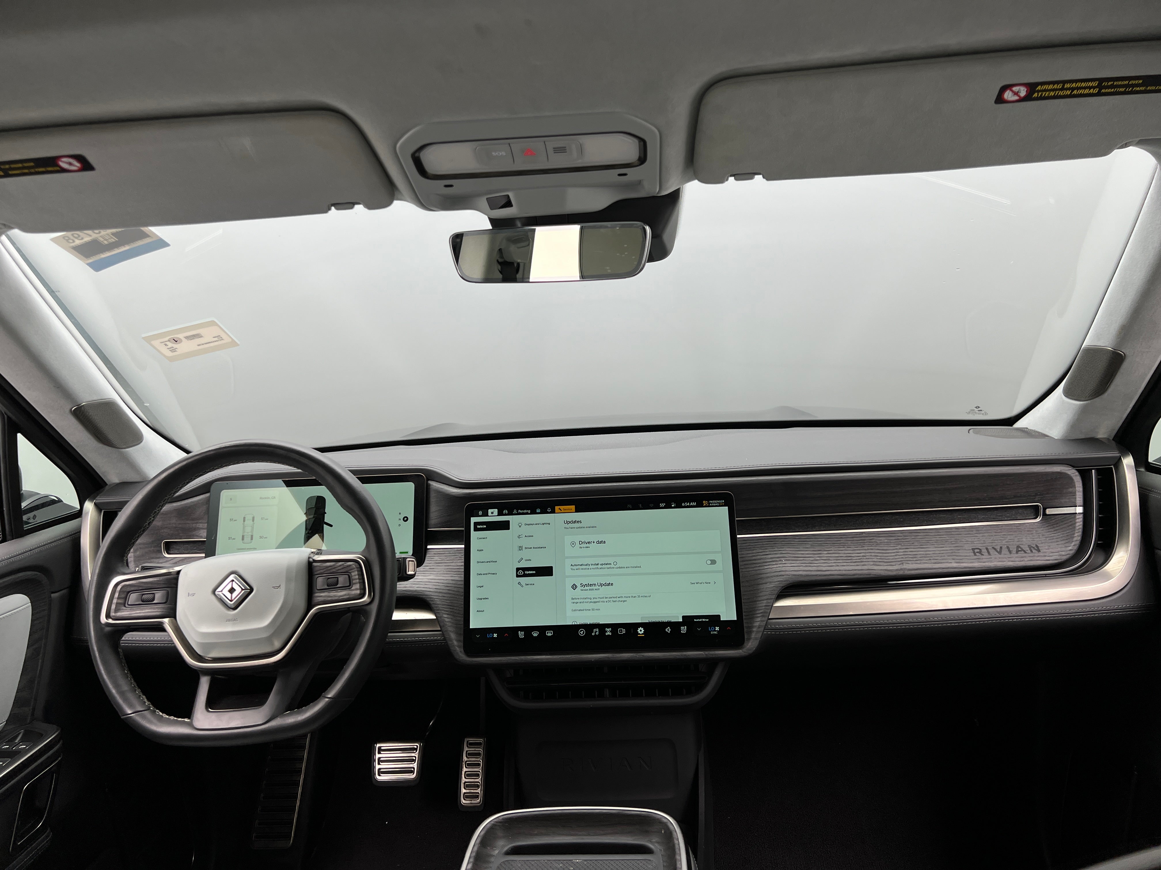 2022 Rivian R1T Adventure 2