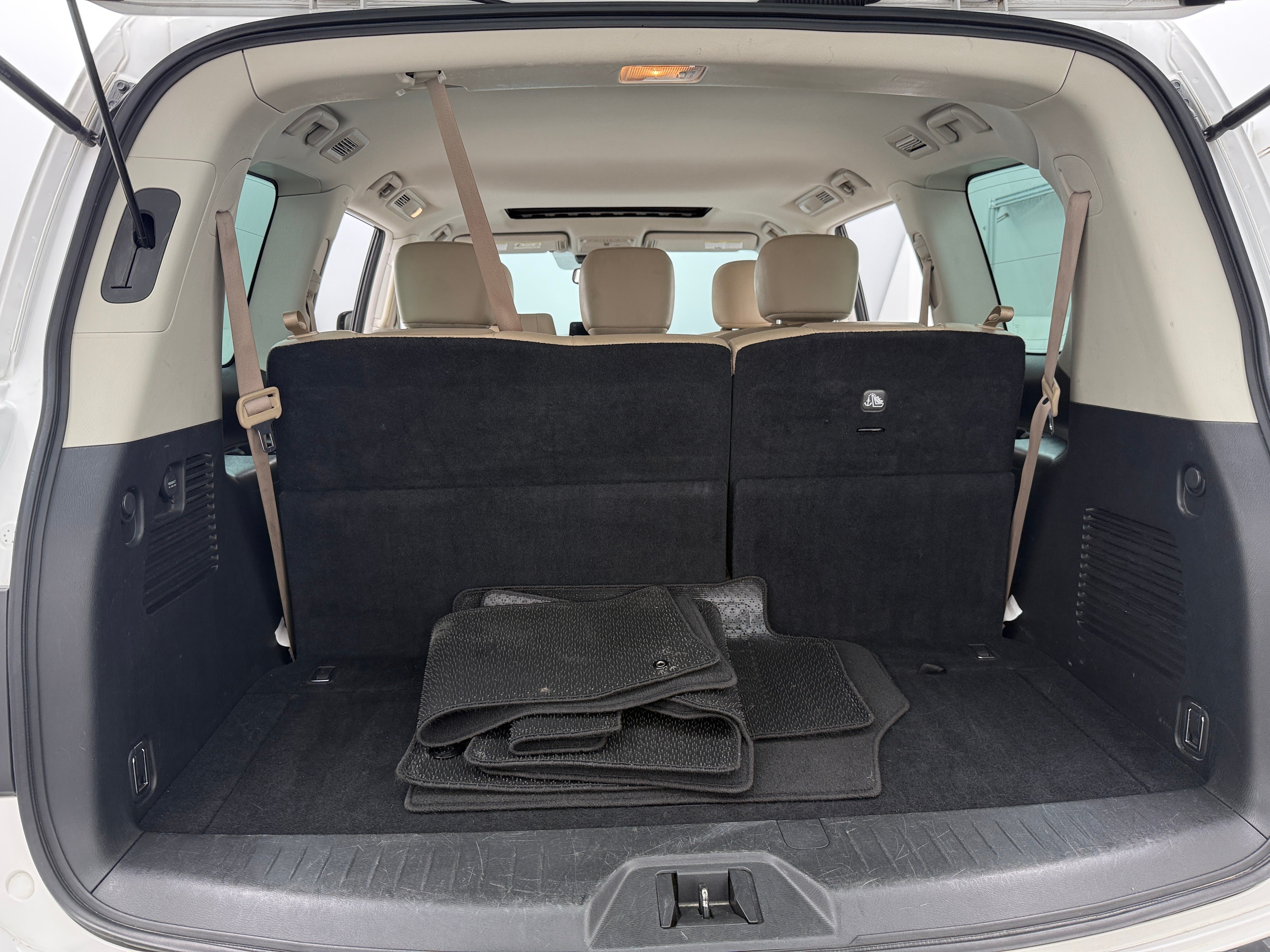 2023 Nissan Armada SL 6