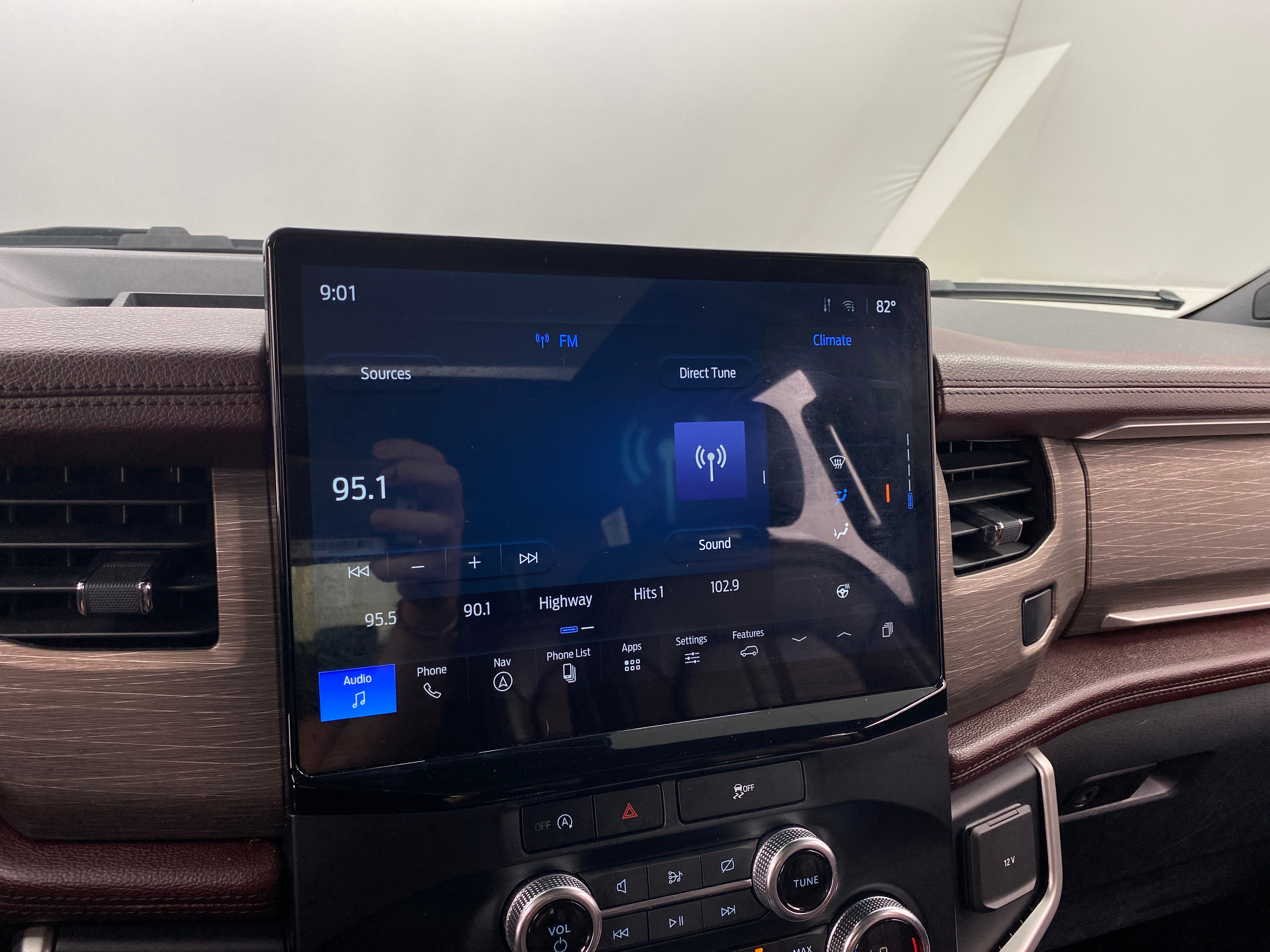 2023 Ford Expedition Limited 3