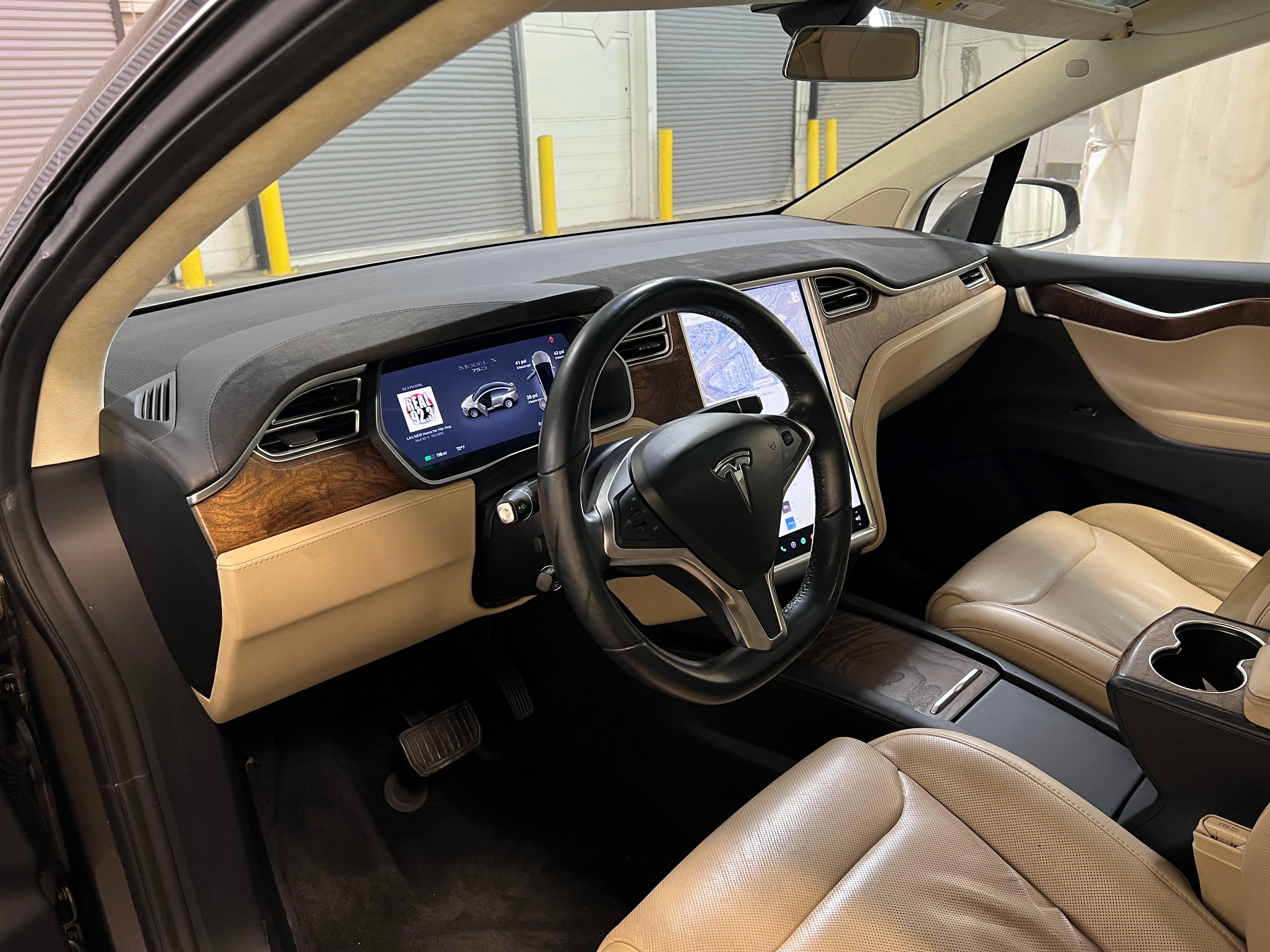 2016 Tesla Model X 75D 2