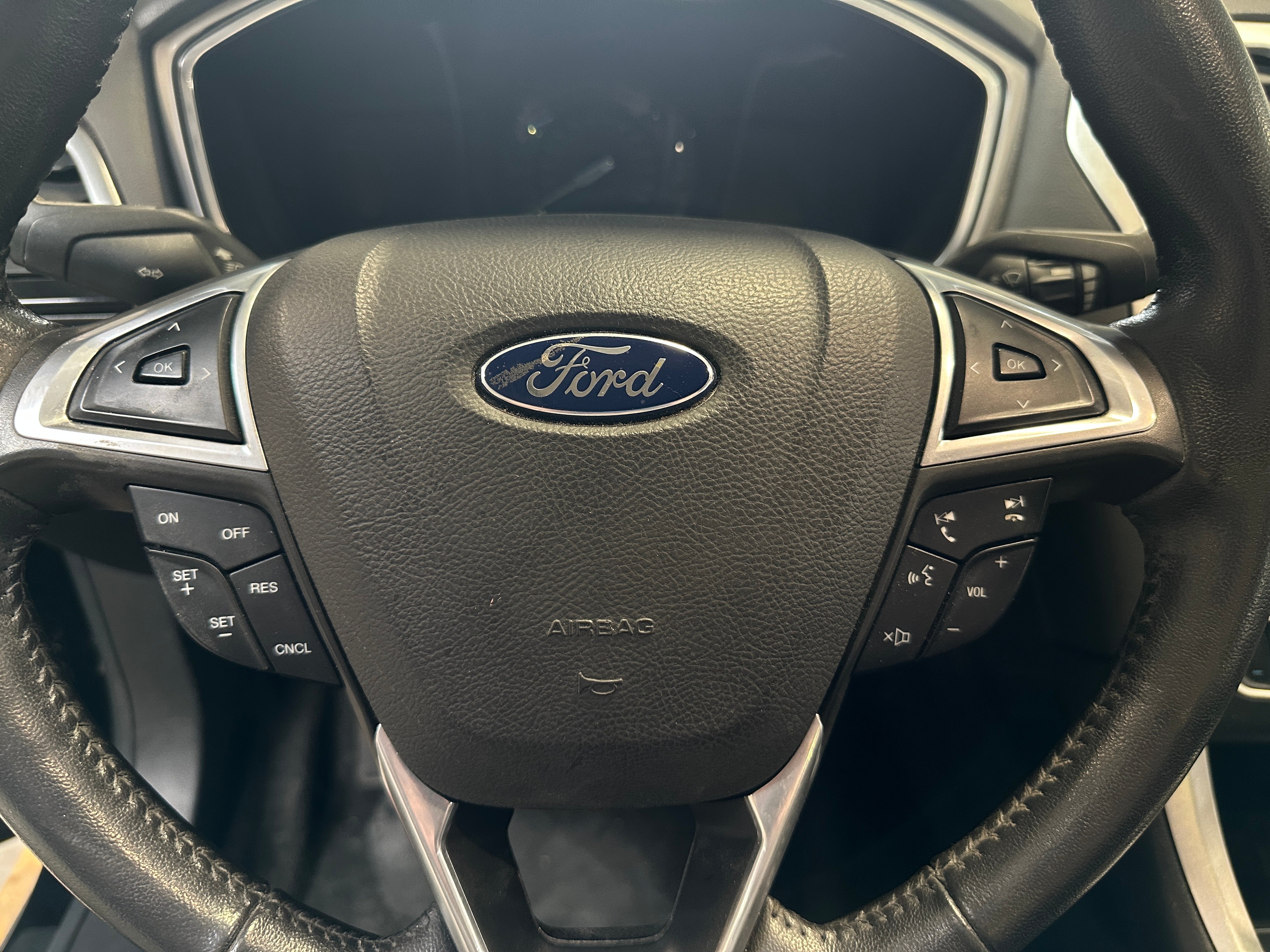 2016 Ford Fusion SE 5
