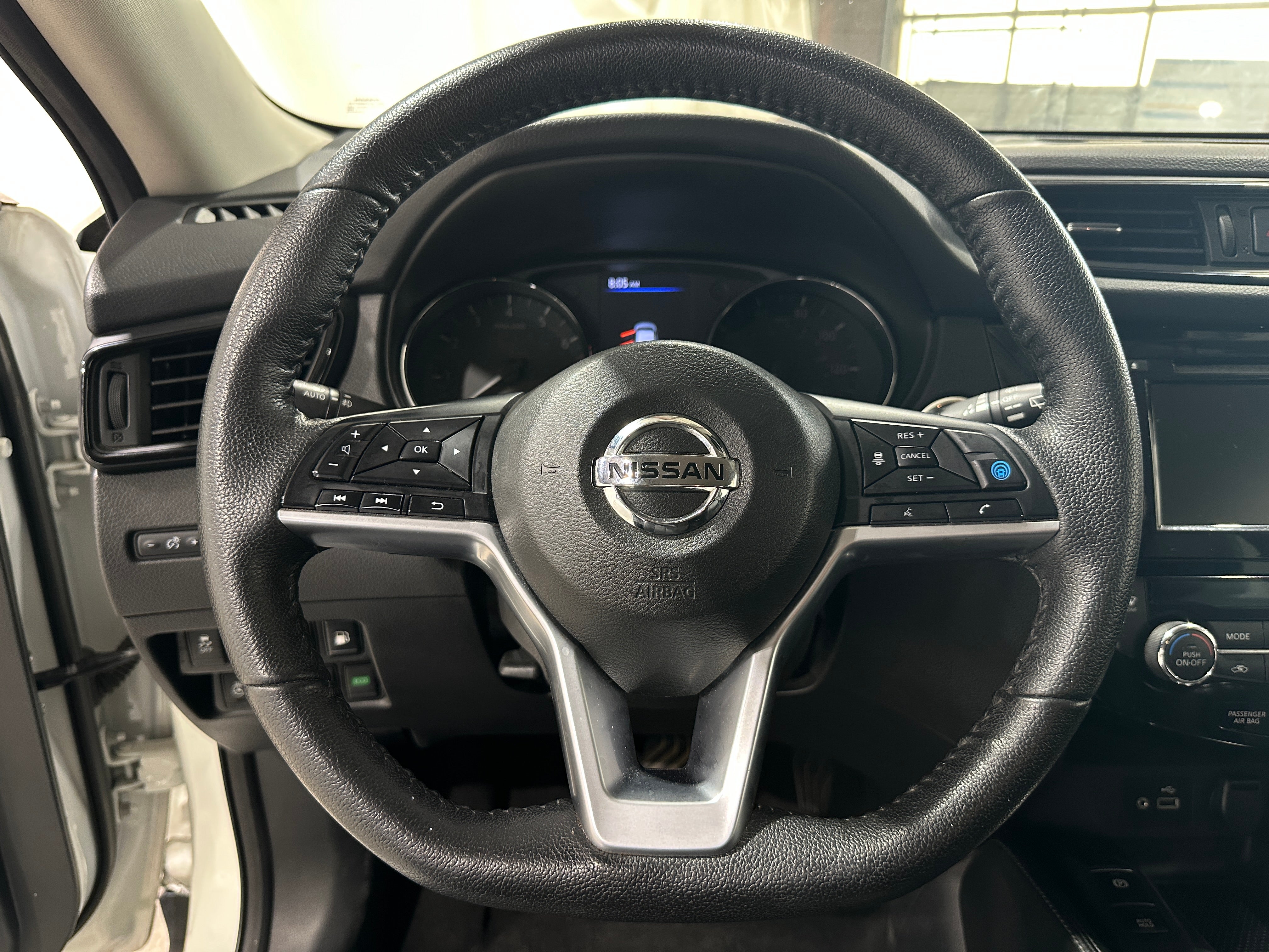 2020 Nissan Rogue SL 4