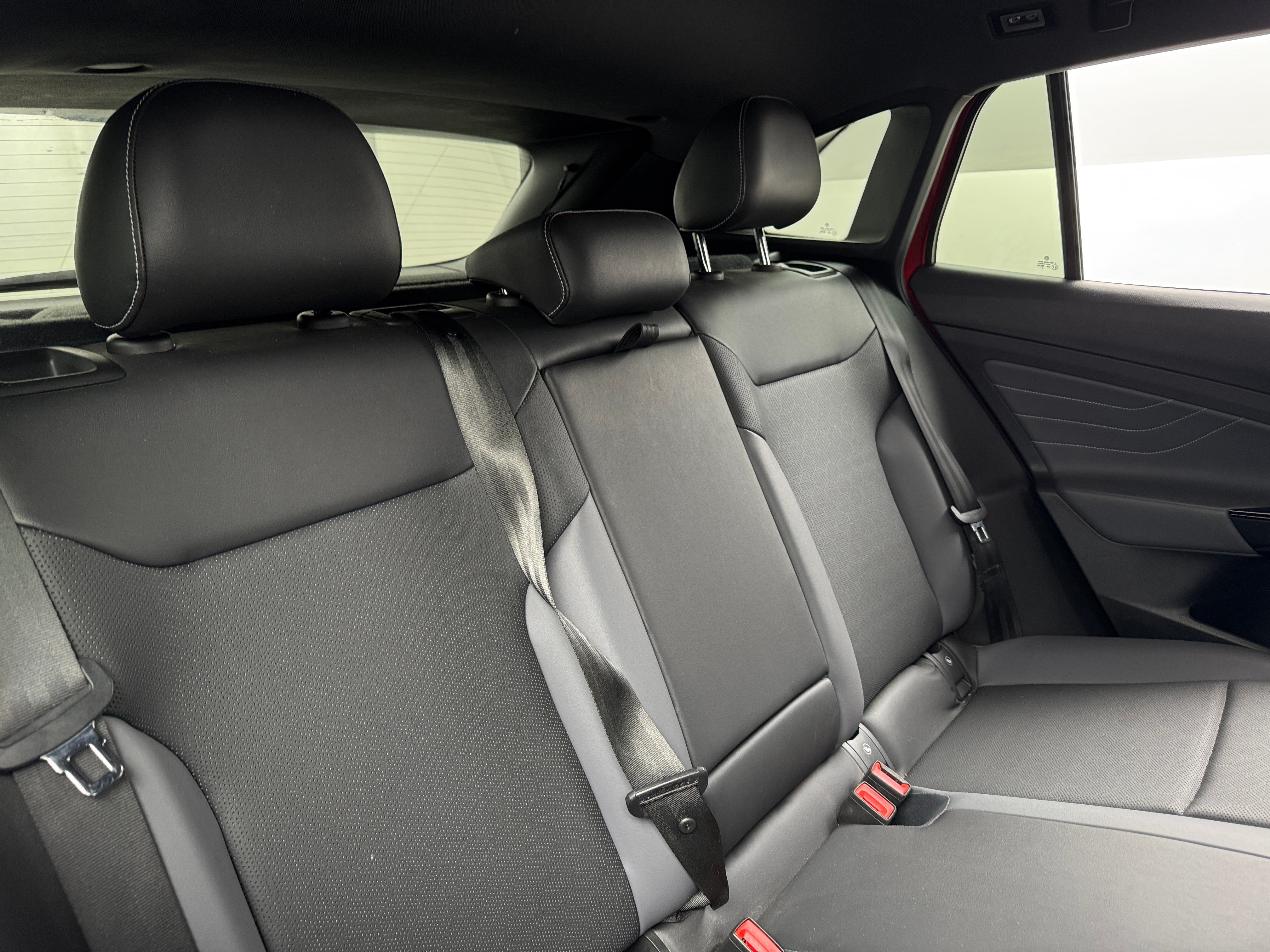 2023 Volkswagen ID.4 Pro S 5