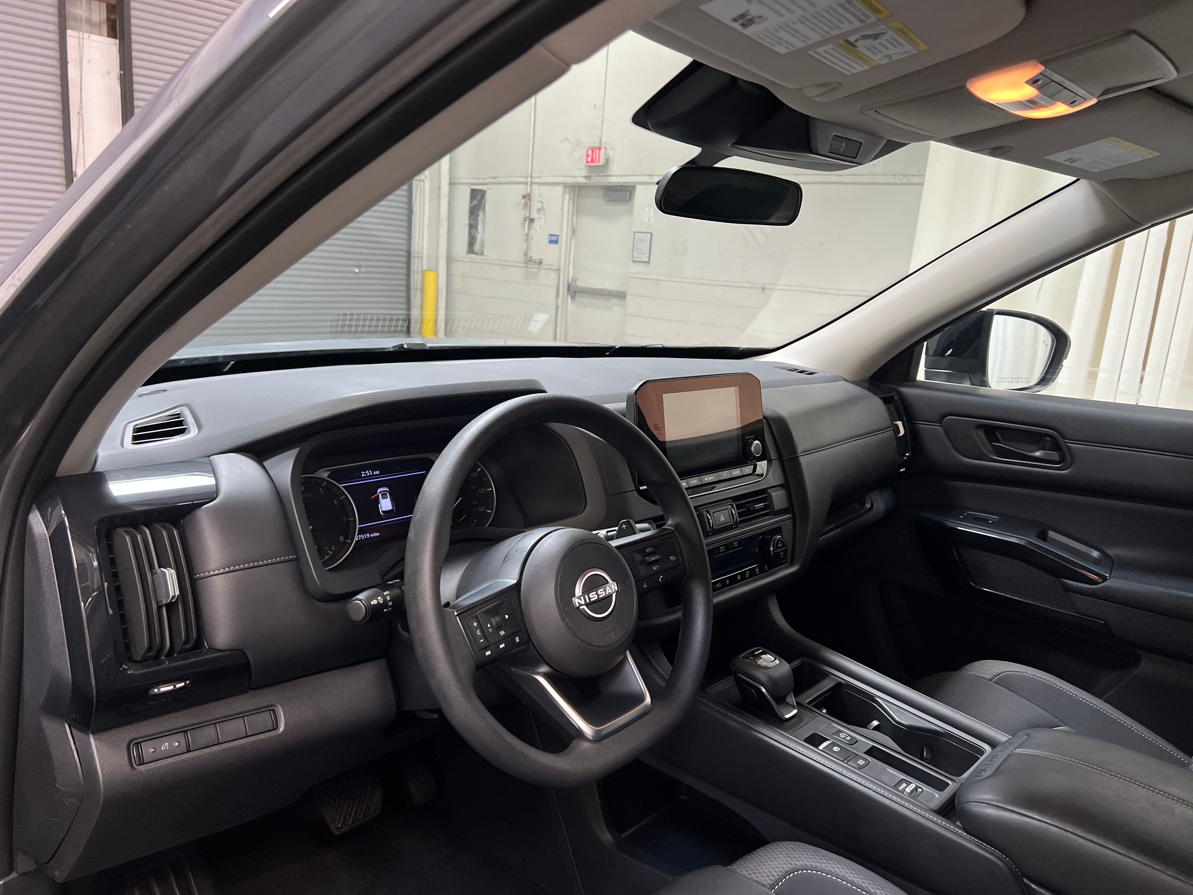 2024 Nissan Pathfinder S 3