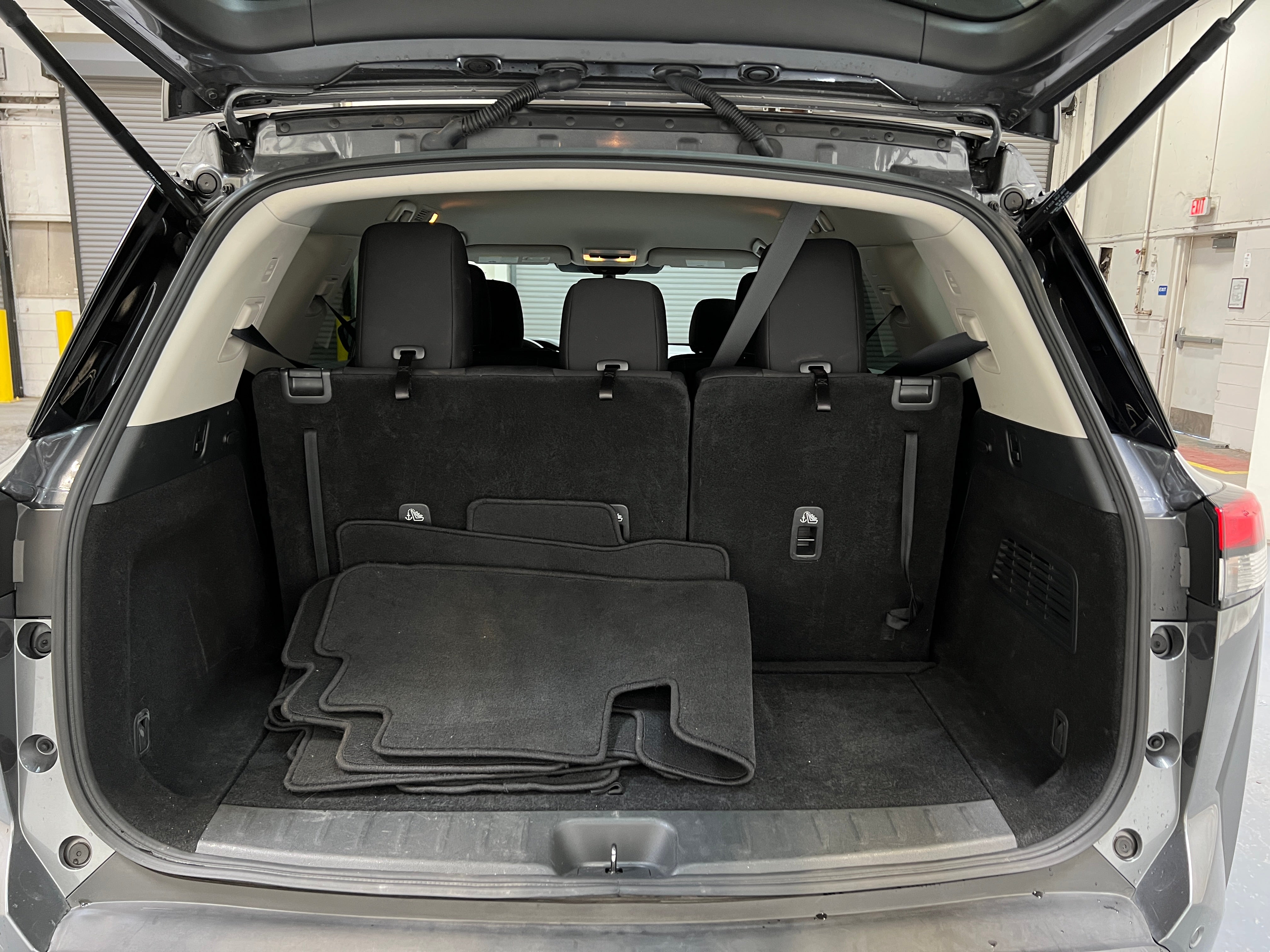 2024 Nissan Pathfinder S 7