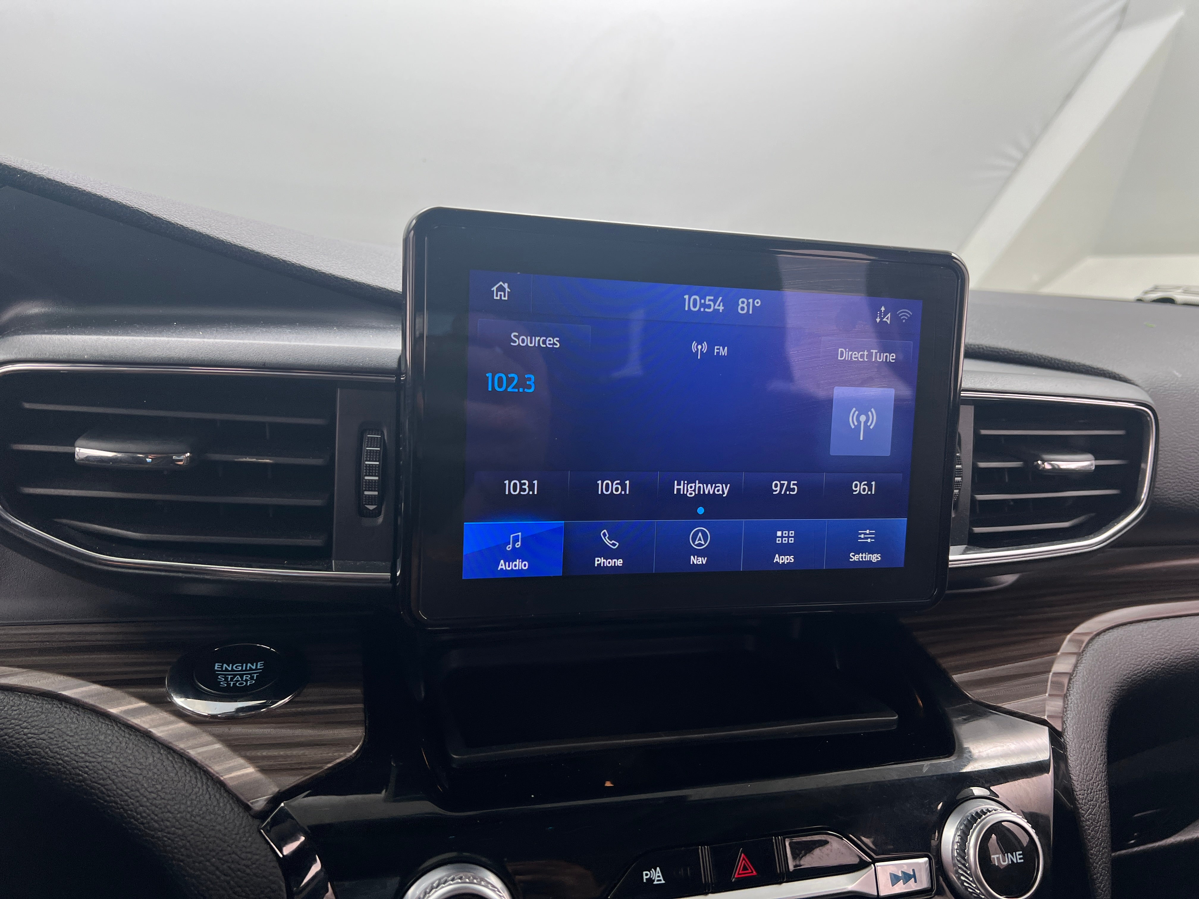 2024 Ford Explorer Limited 3
