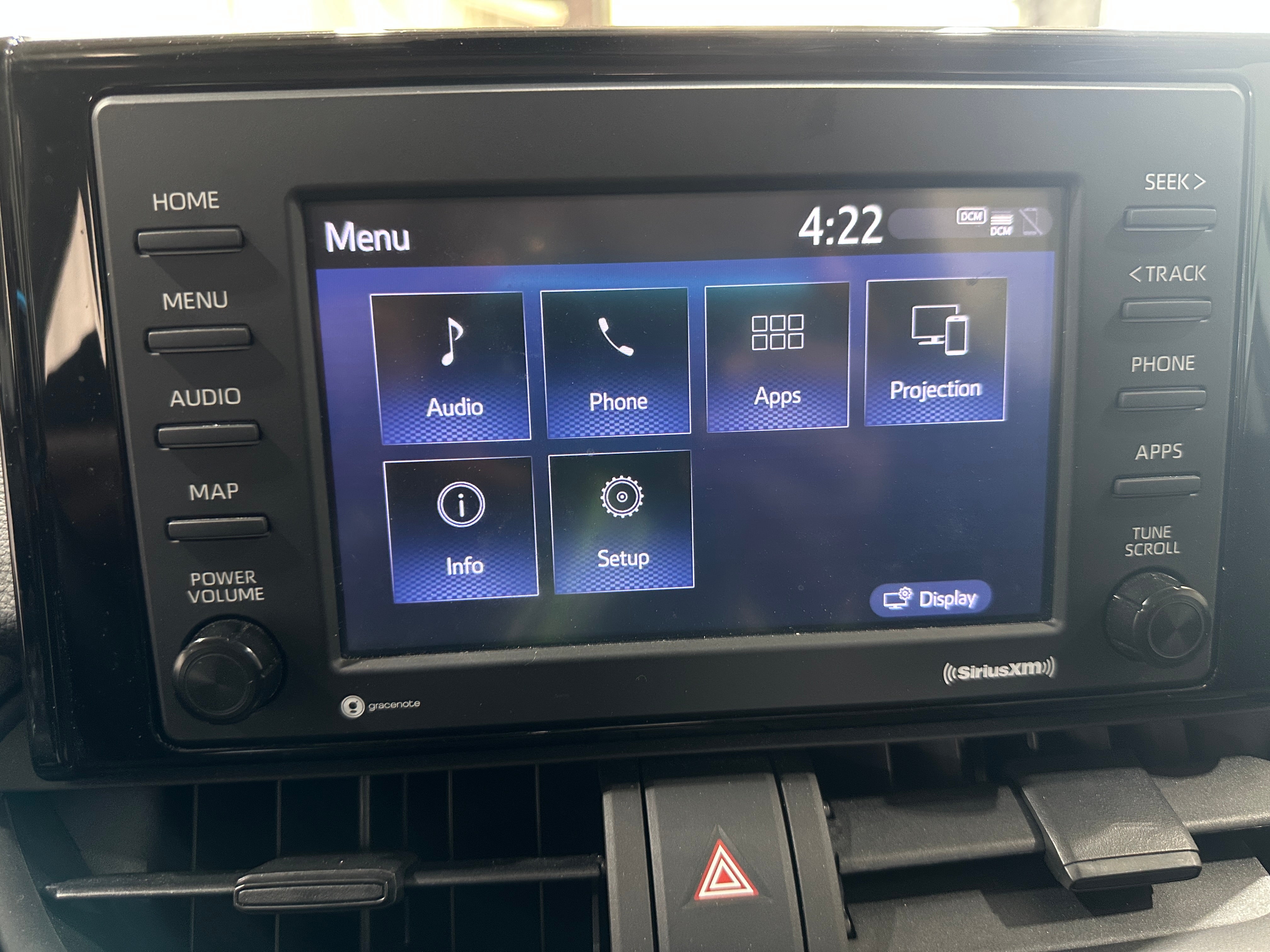 2022 Toyota RAV4 LE 4