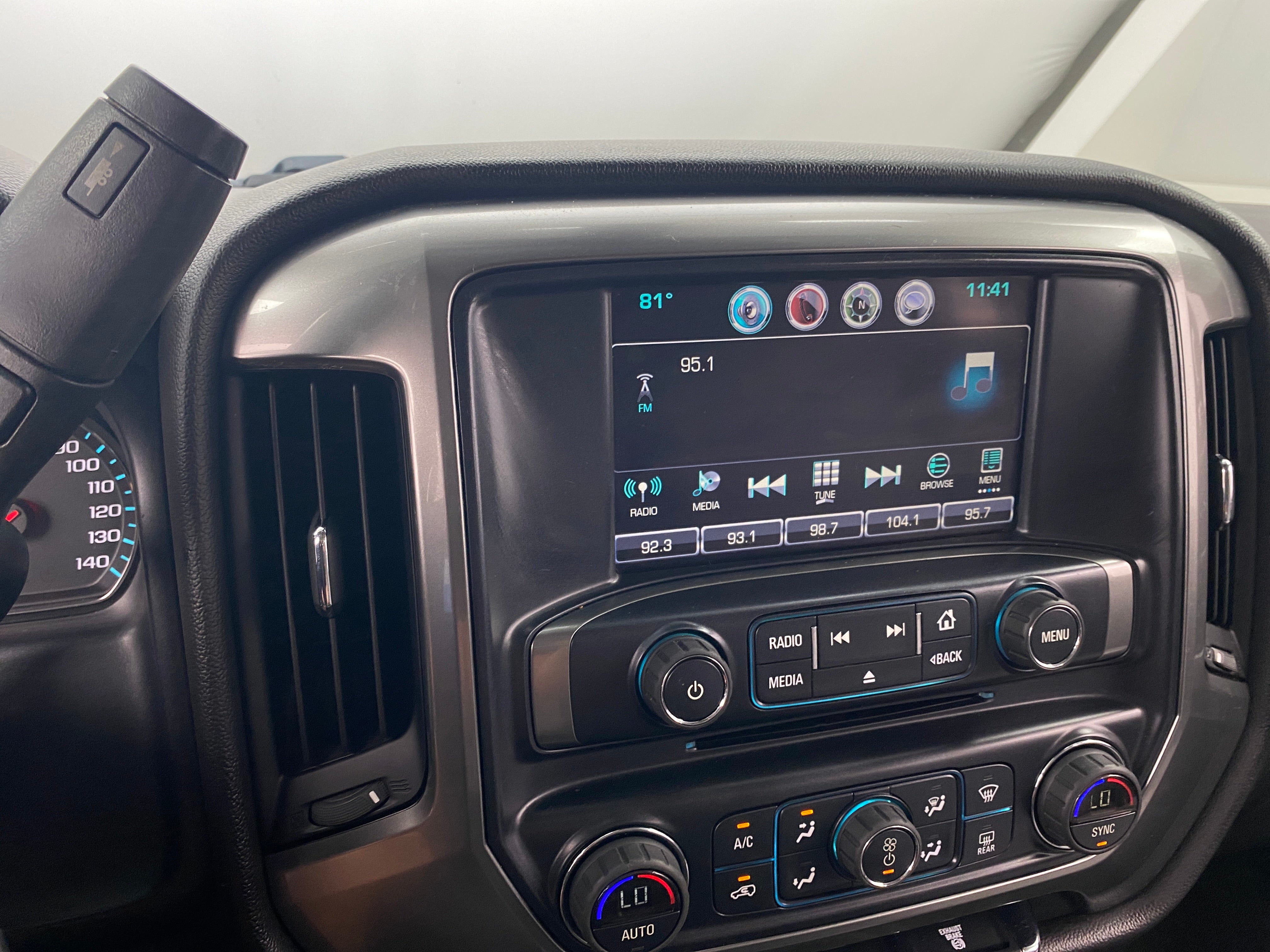 2016 Chevrolet Silverado 2500 LT 4