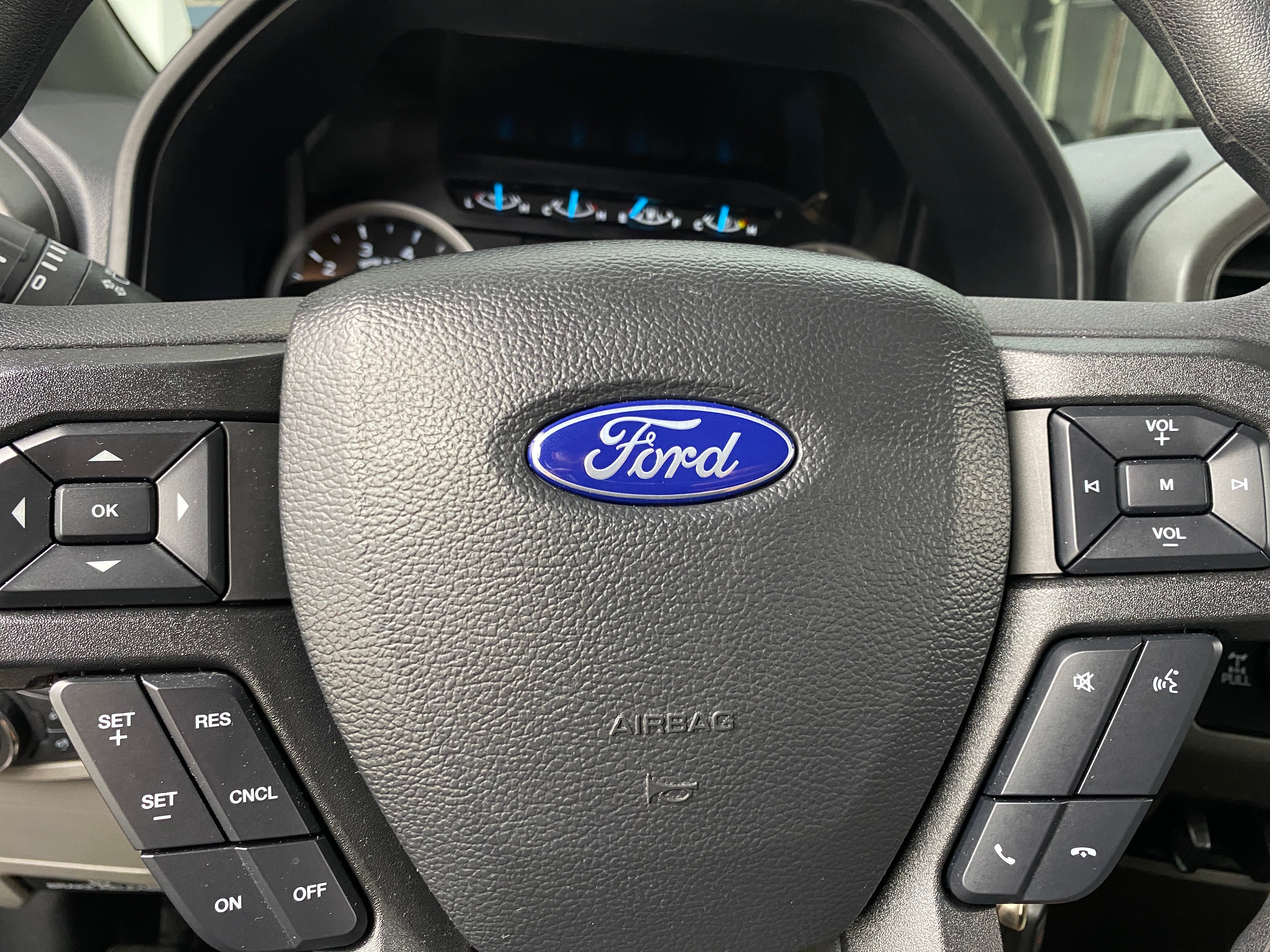 2022 Ford Econoline E-250 5