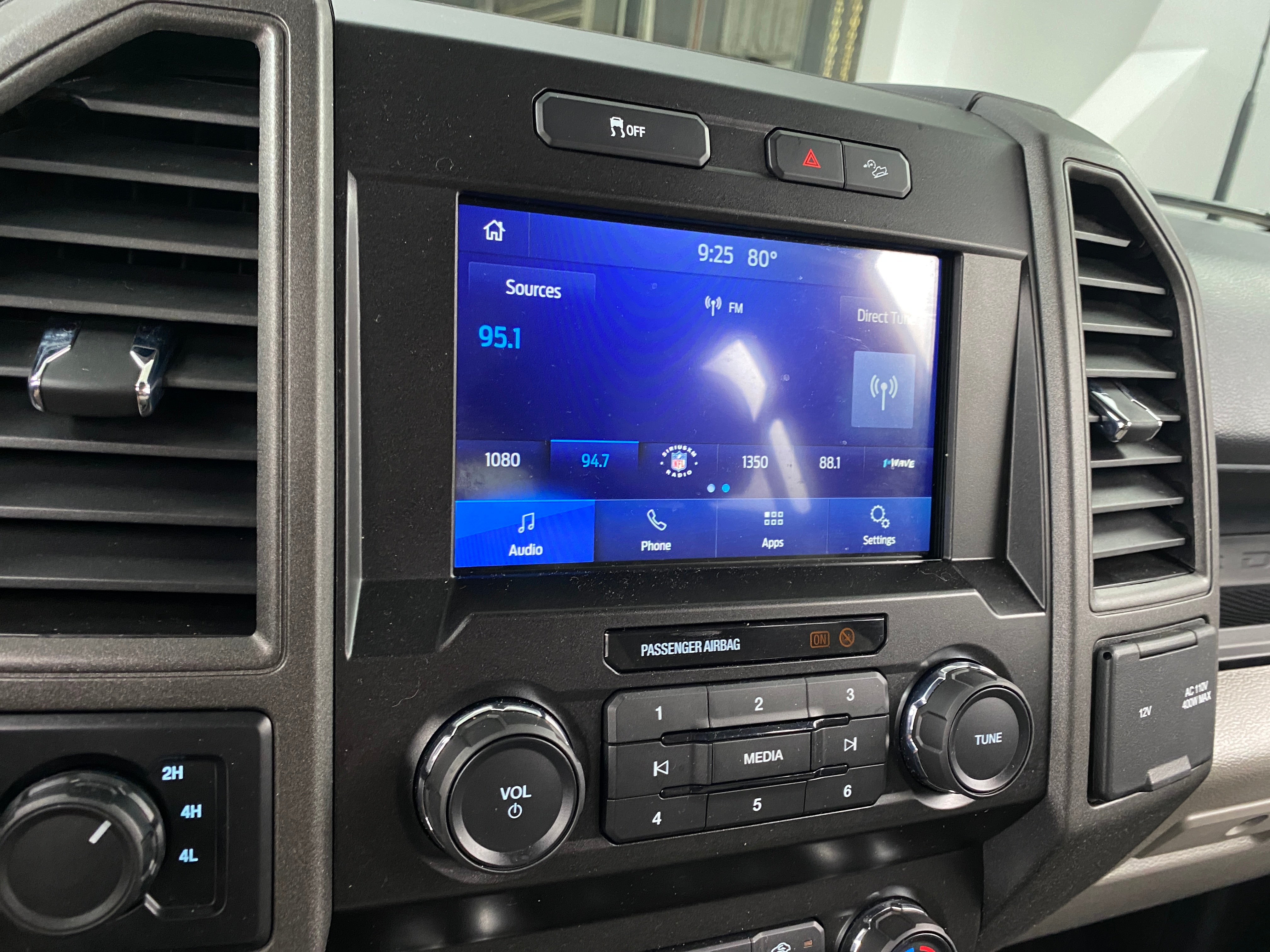 2022 Ford Econoline E-250 4