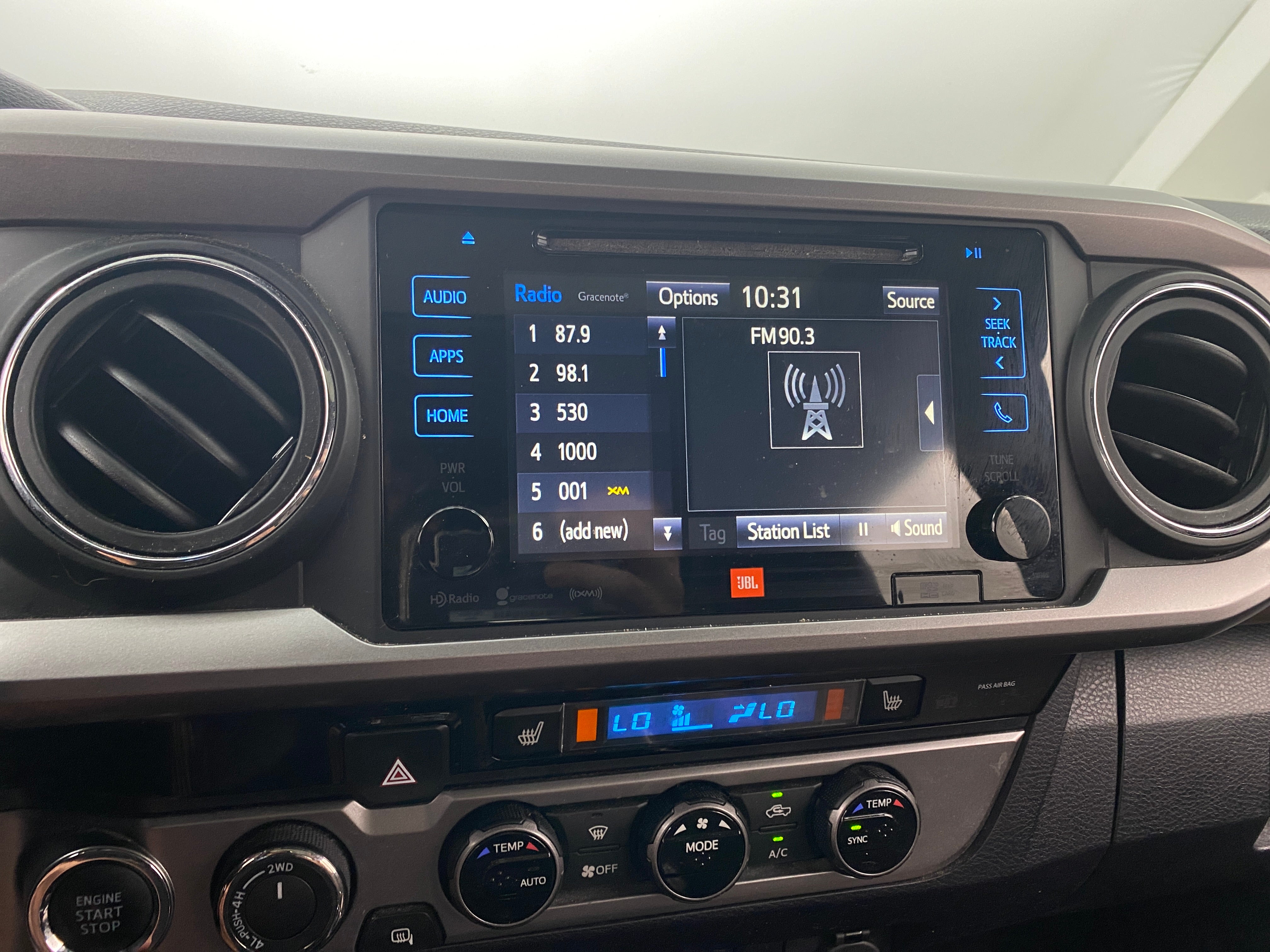 2018 Toyota Tacoma Limited 3