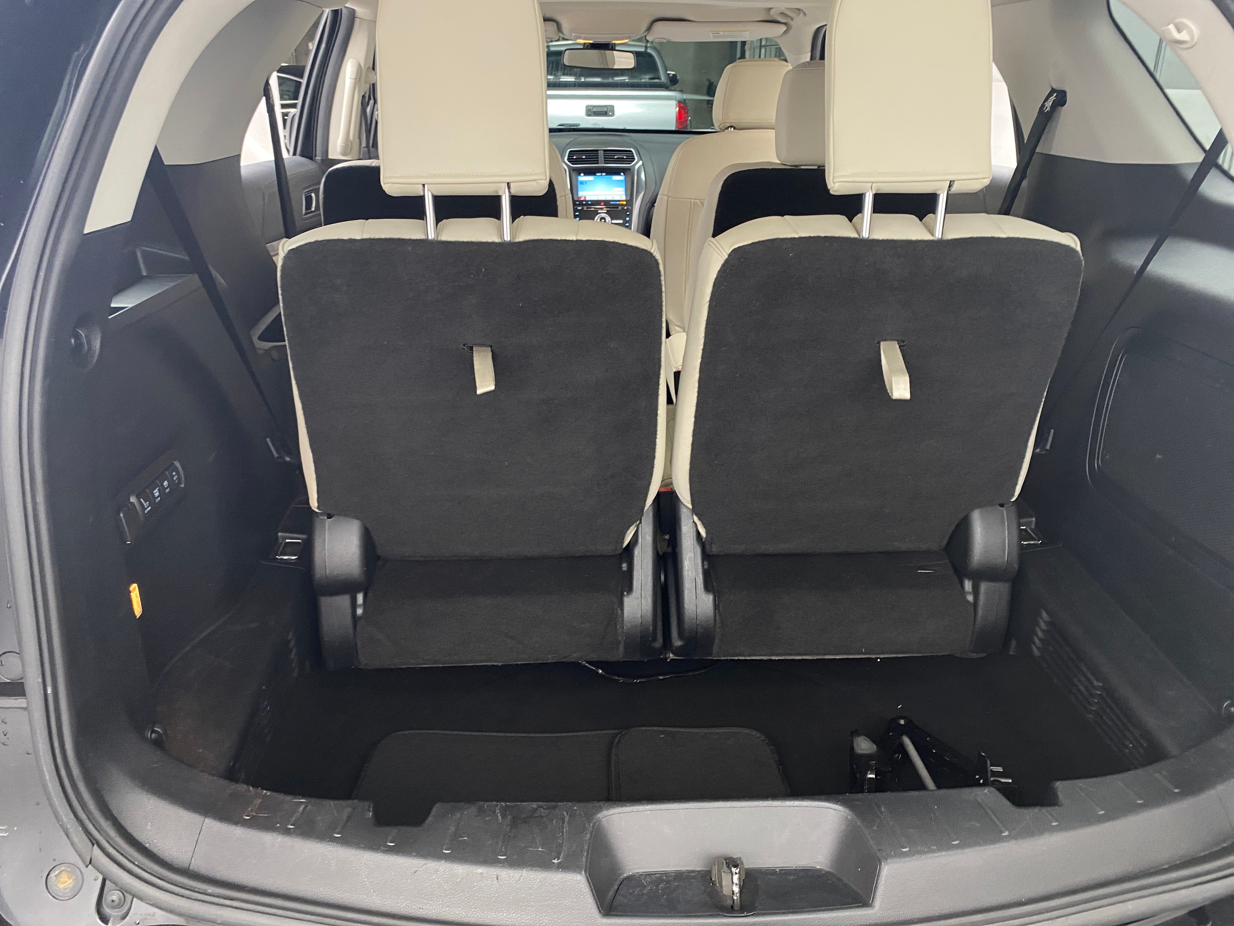 2017 Ford Explorer Platinum 6