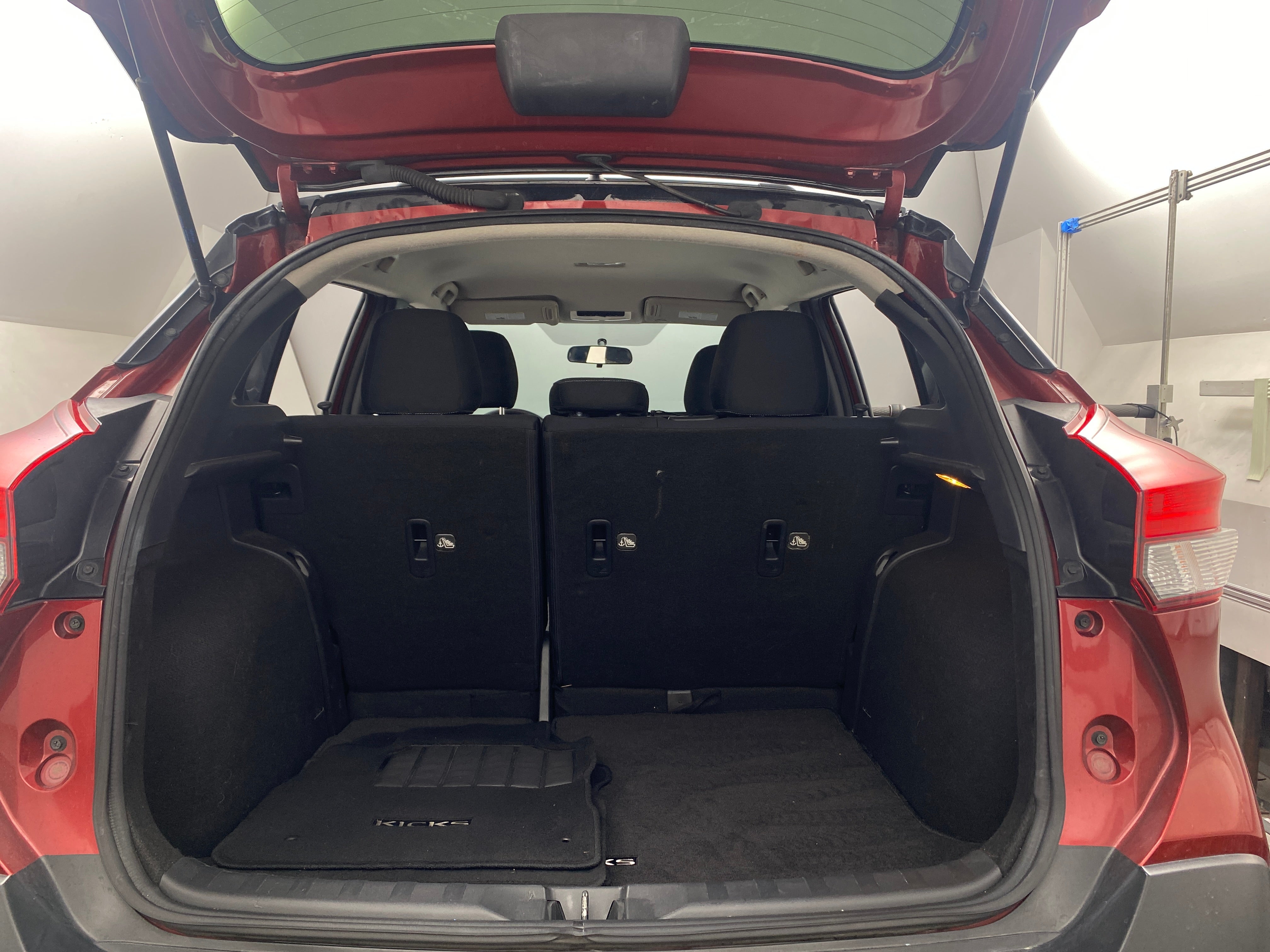 2018 Nissan Kicks SV 7