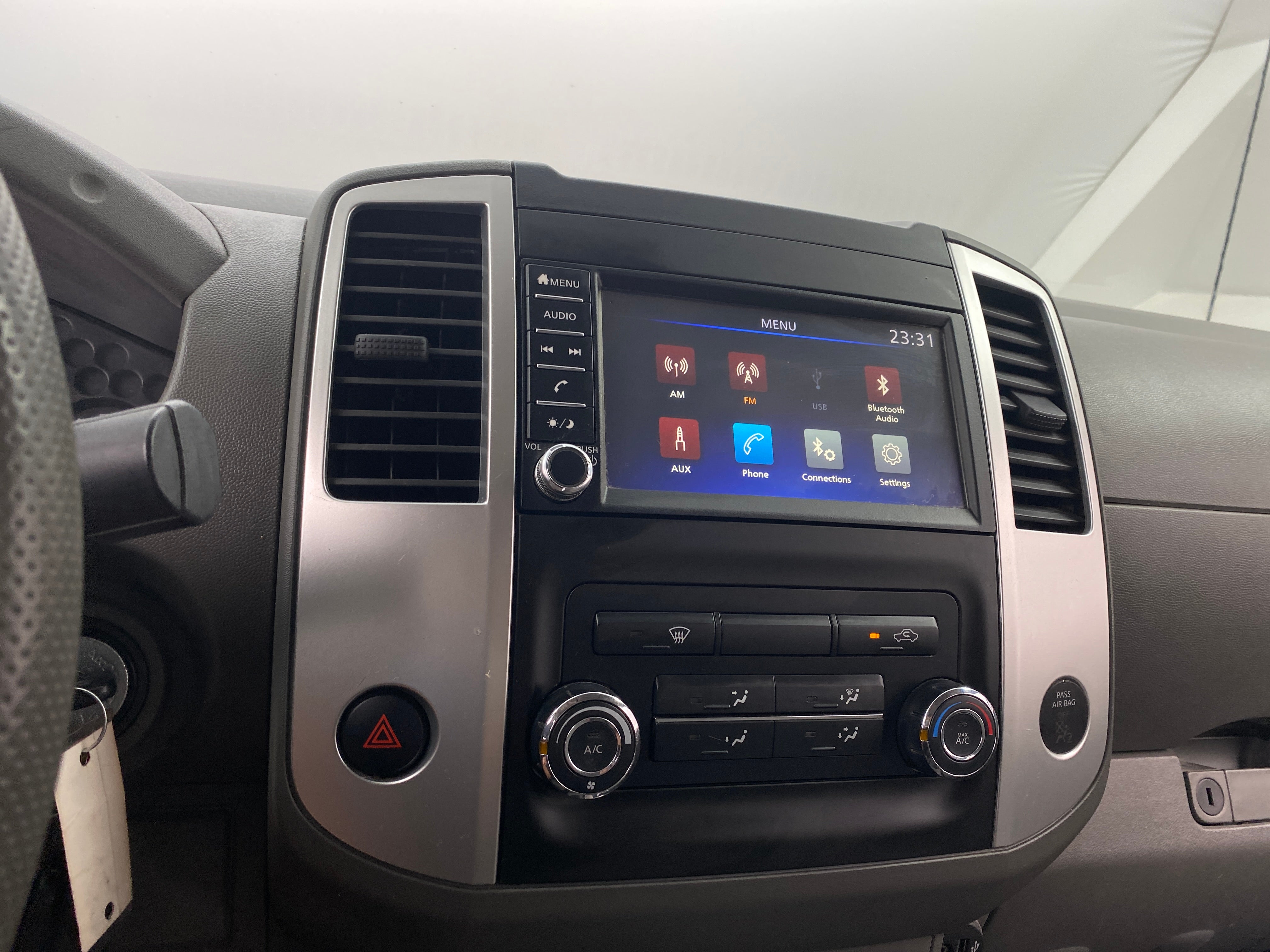 2019 Nissan Frontier SV 4