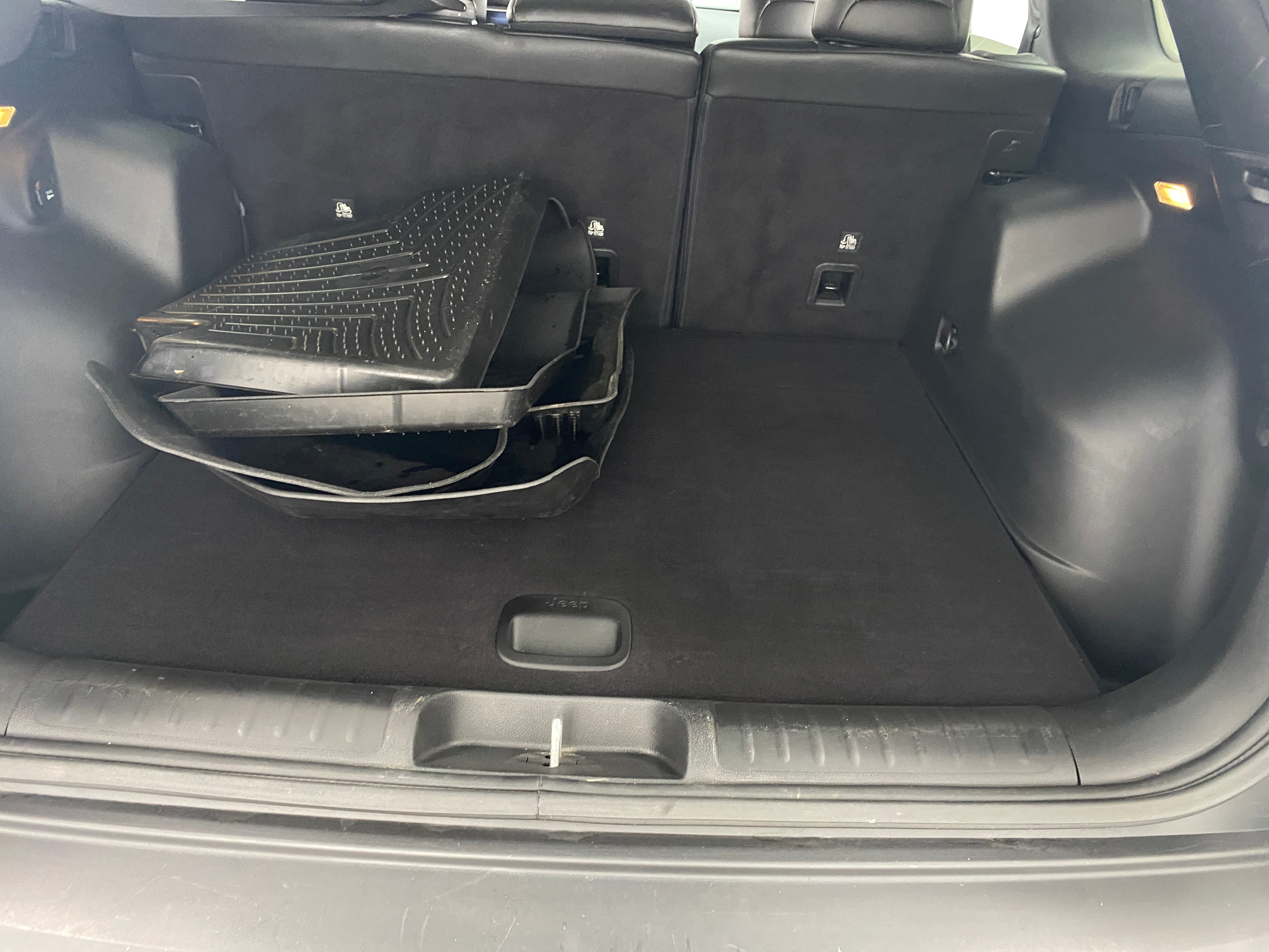 2021 Jeep Cherokee Latitude 6