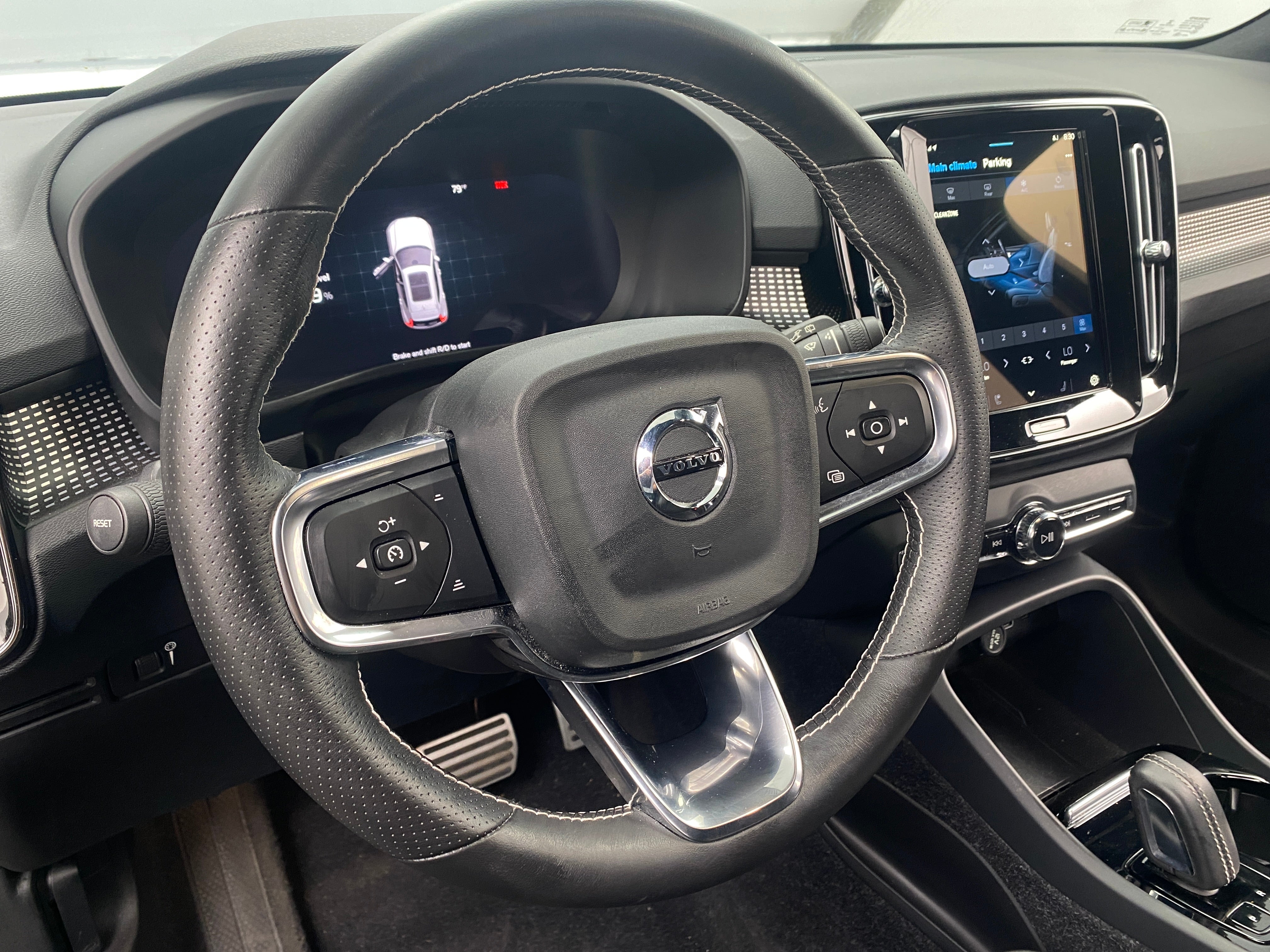 2021 Volvo XC40 Recharge Core 4