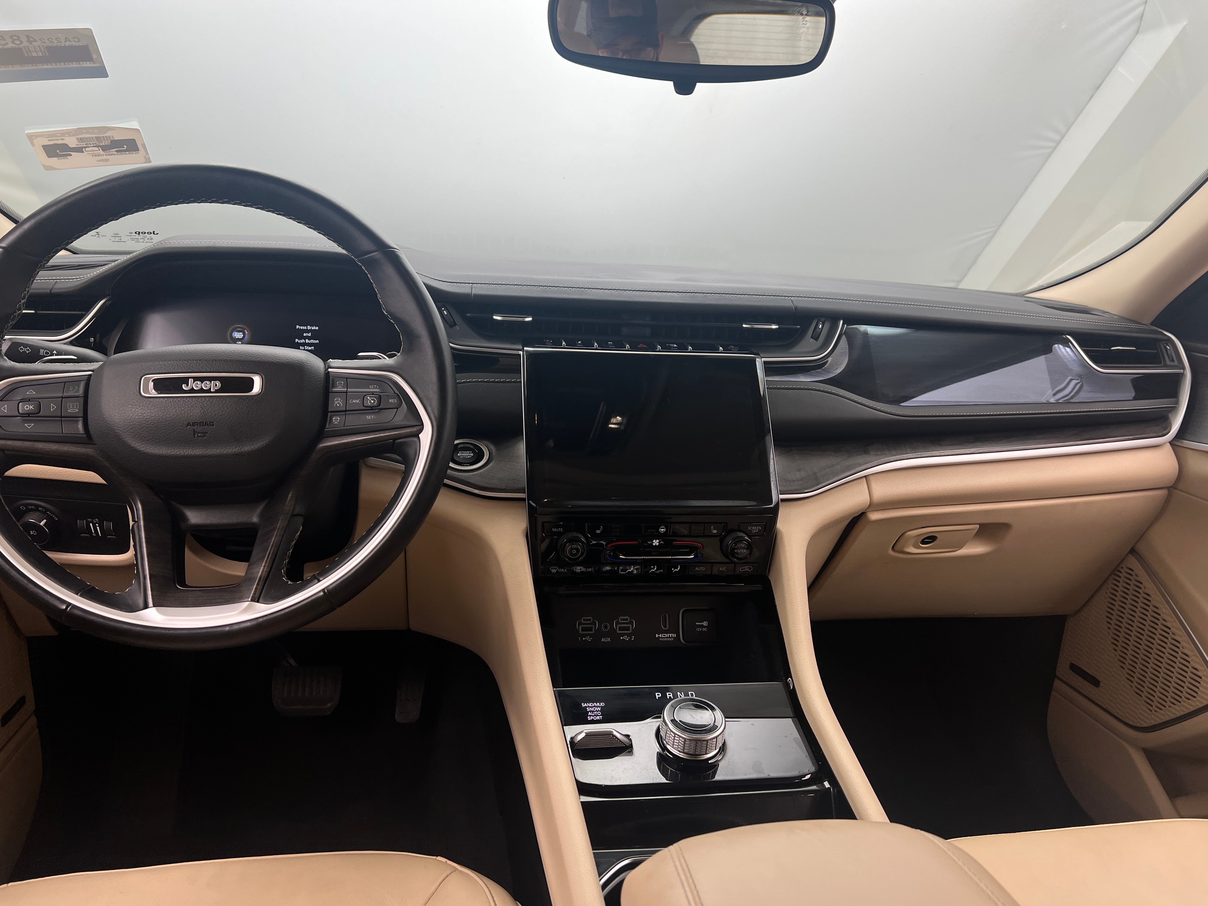 2022 Jeep Grand Cherokee Limited Edition 2