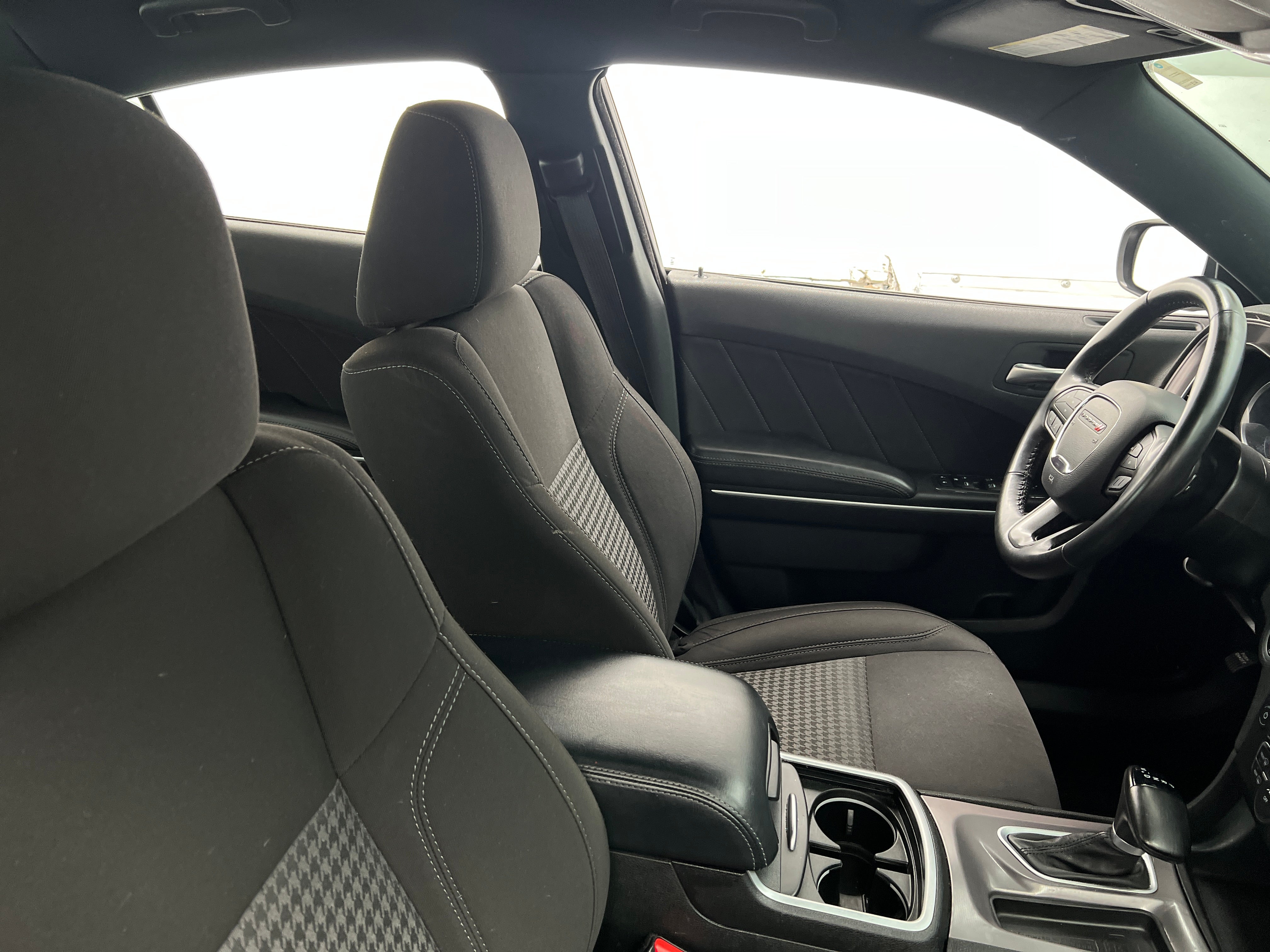 2023 Dodge Charger SXT 2