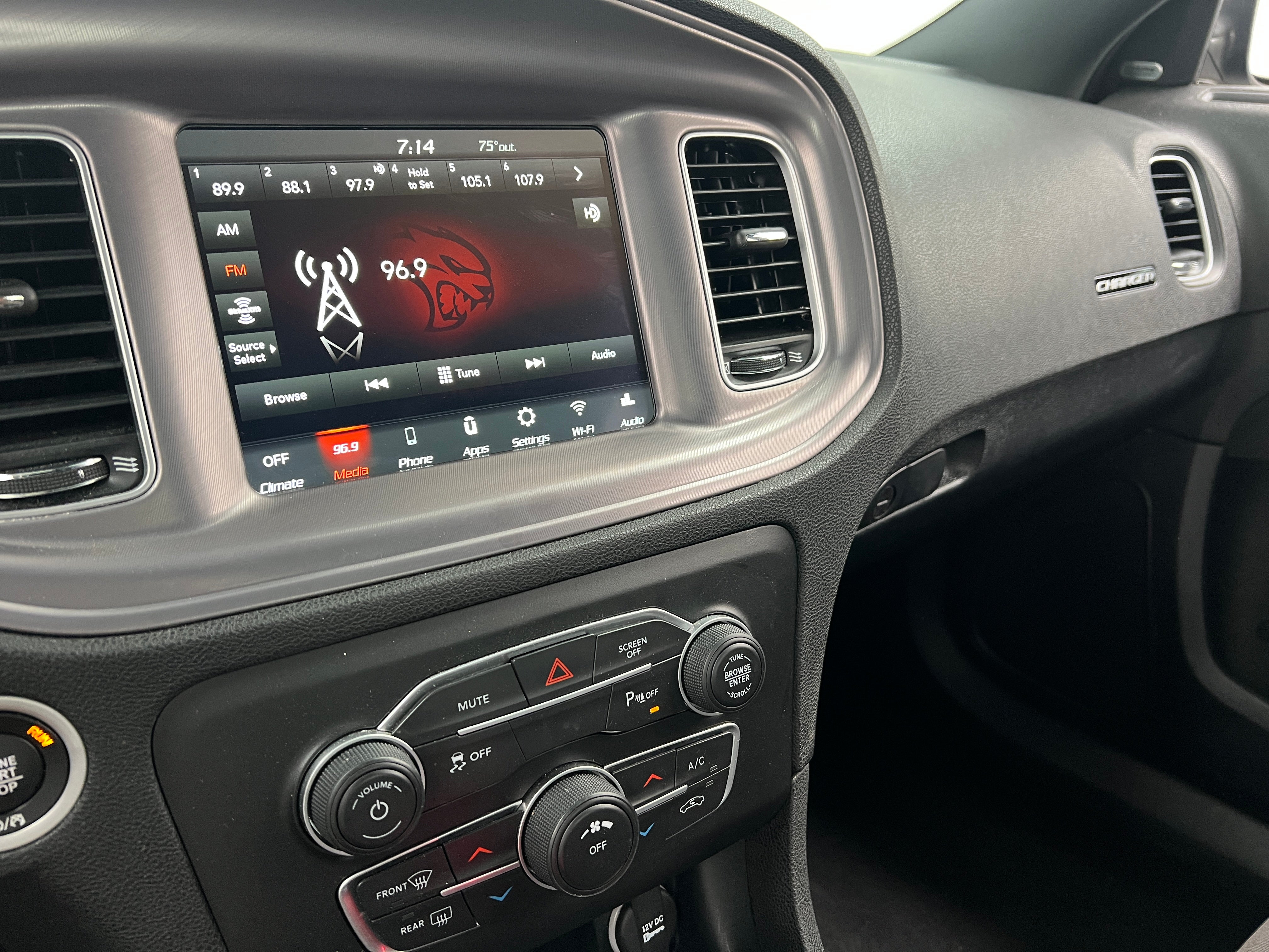 2023 Dodge Charger SXT 4