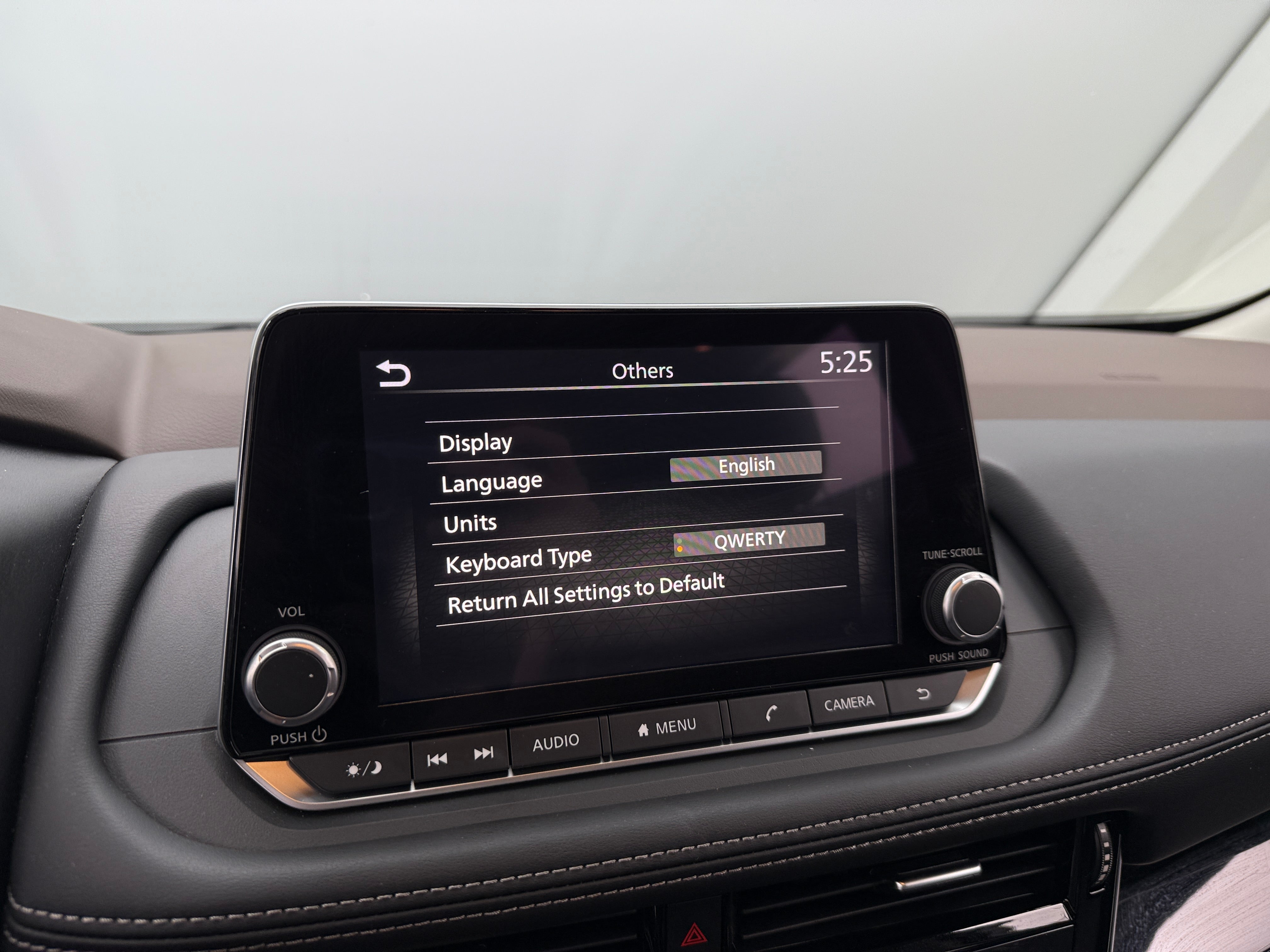 2023 Nissan Rogue SL 3