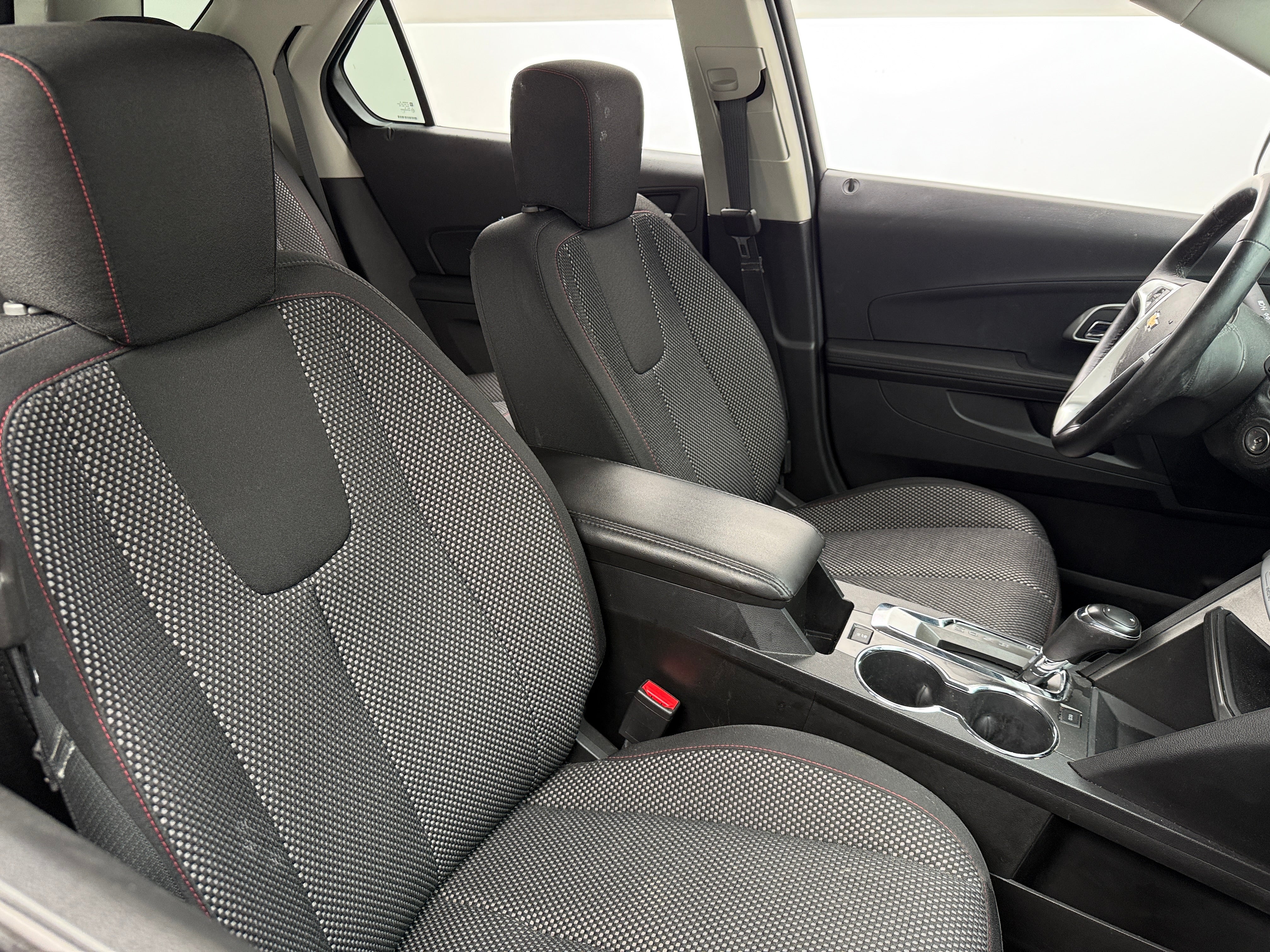 2017 Chevrolet Equinox LT 2
