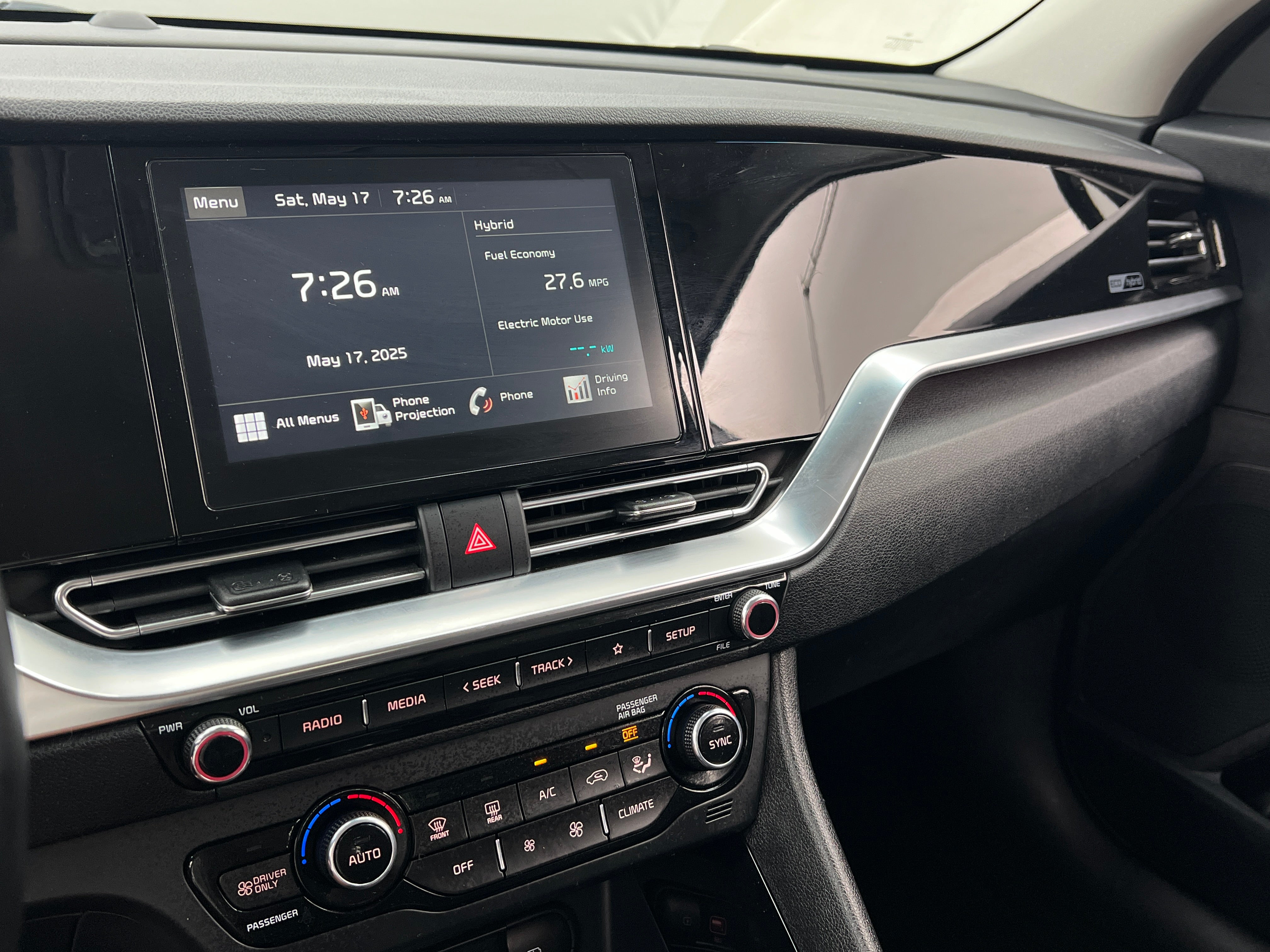 2020 Kia Niro LXS 4