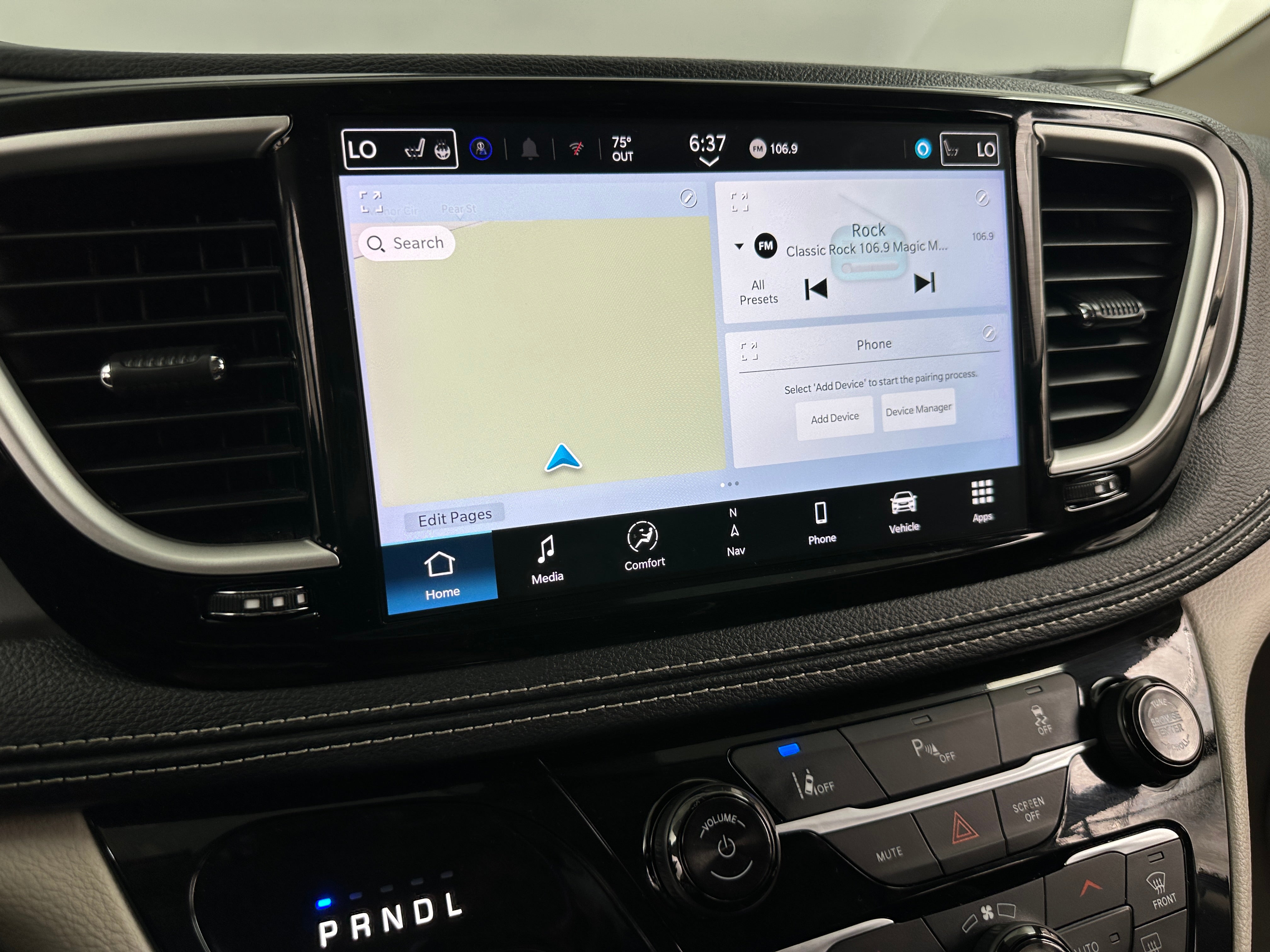 2024 Chrysler Pacifica Hybrid Select 3