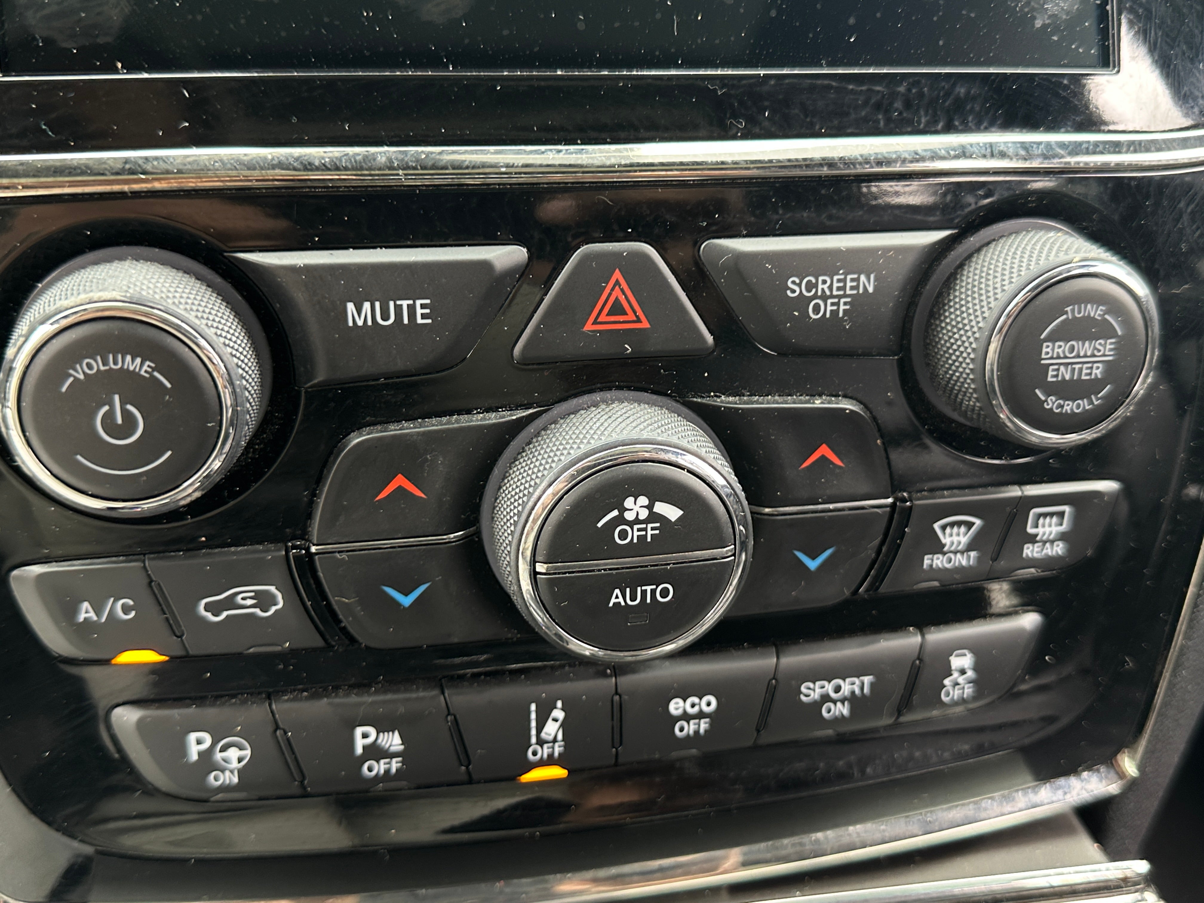 2020 Jeep Grand Cherokee High Altitude 3