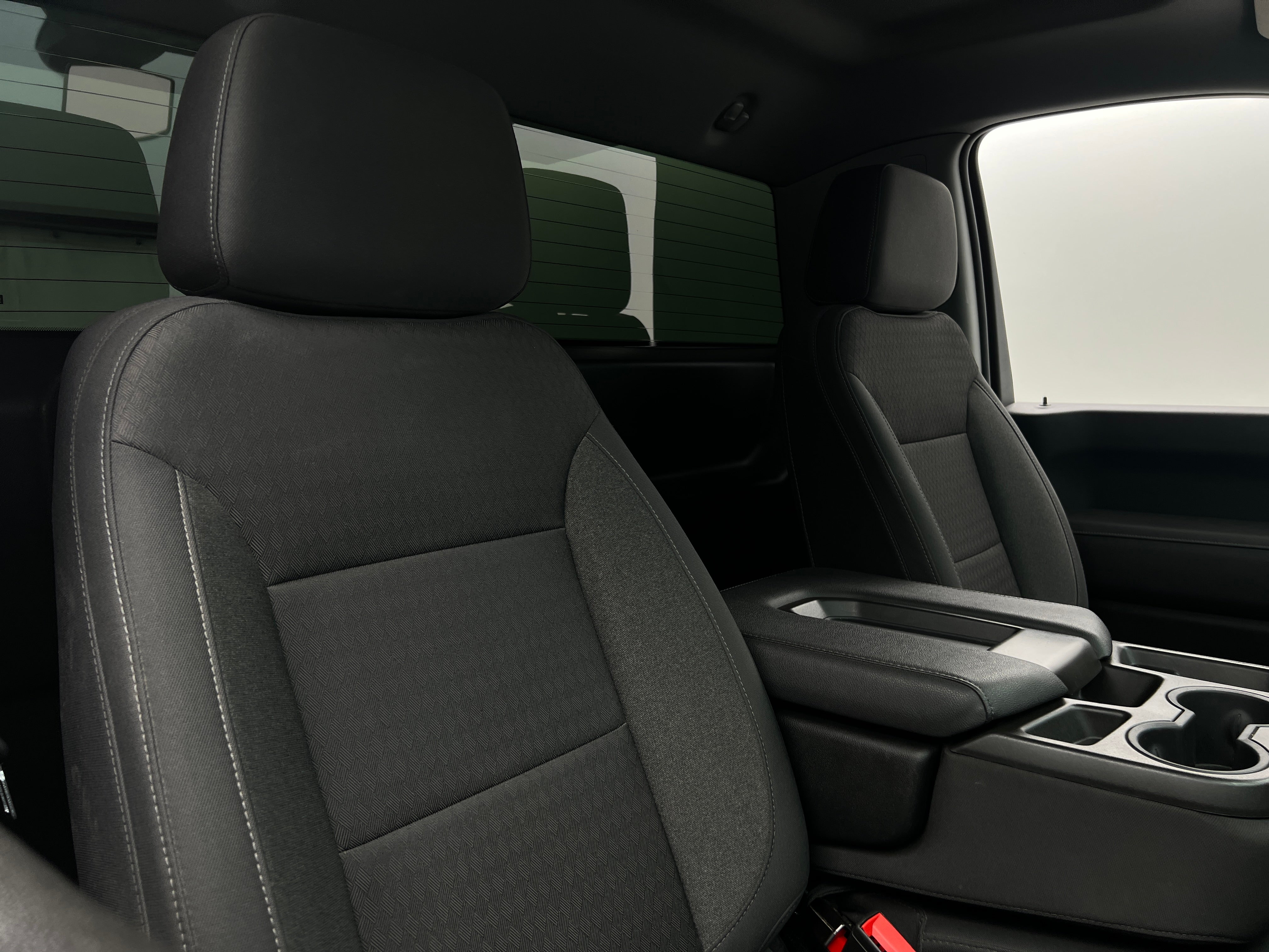 2024 GMC Sierra 2500 SLE 2