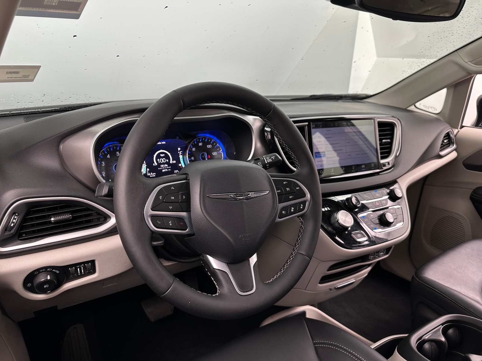 Thumbnail: 2024 Chrysler Pacifica - 2