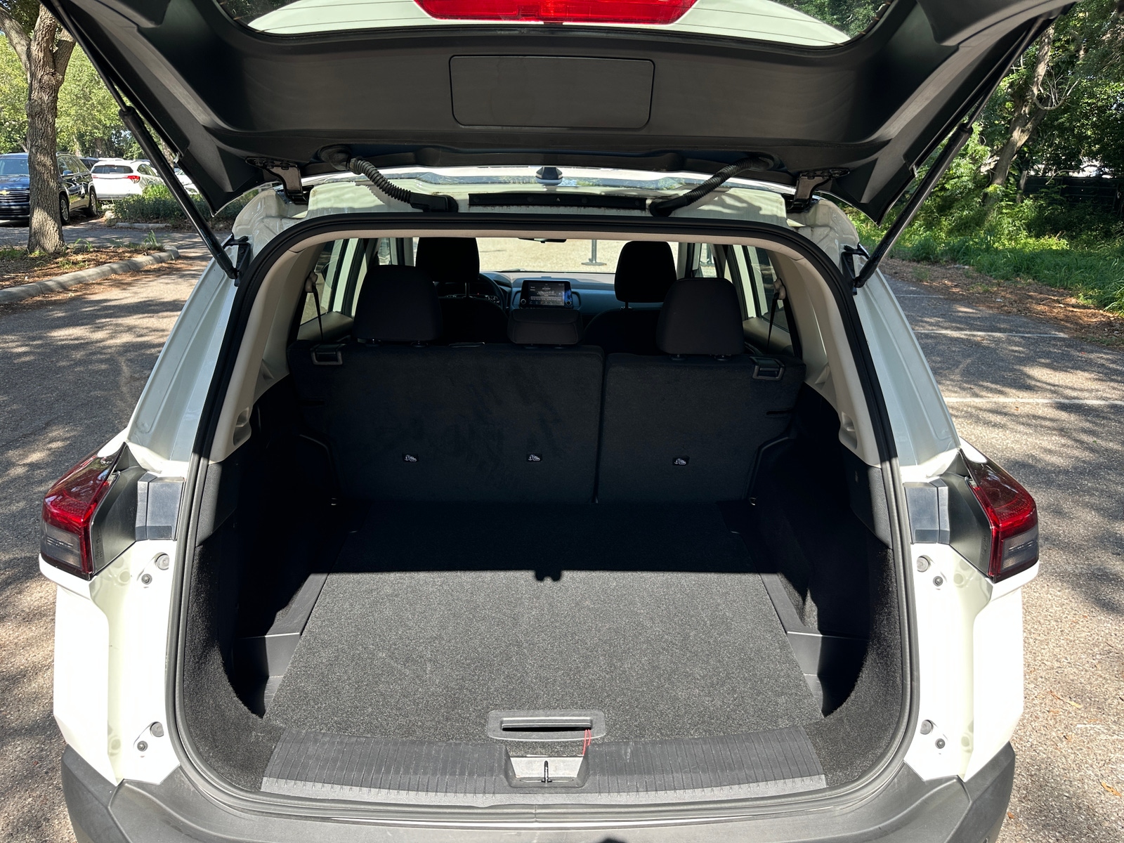 Thumbnail: 2023 Nissan Rogue - 4