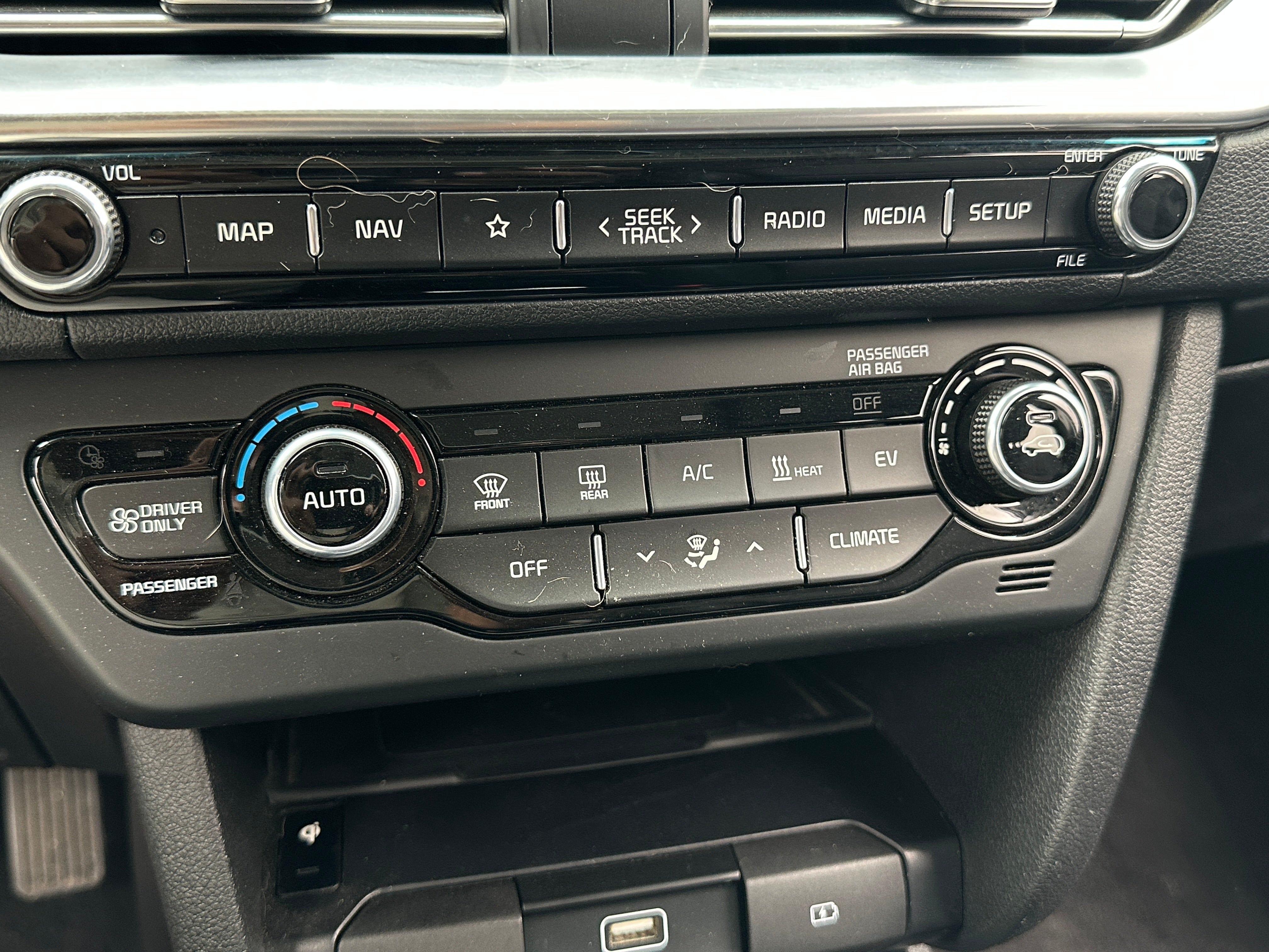 2022 Kia Niro EX Premium 3