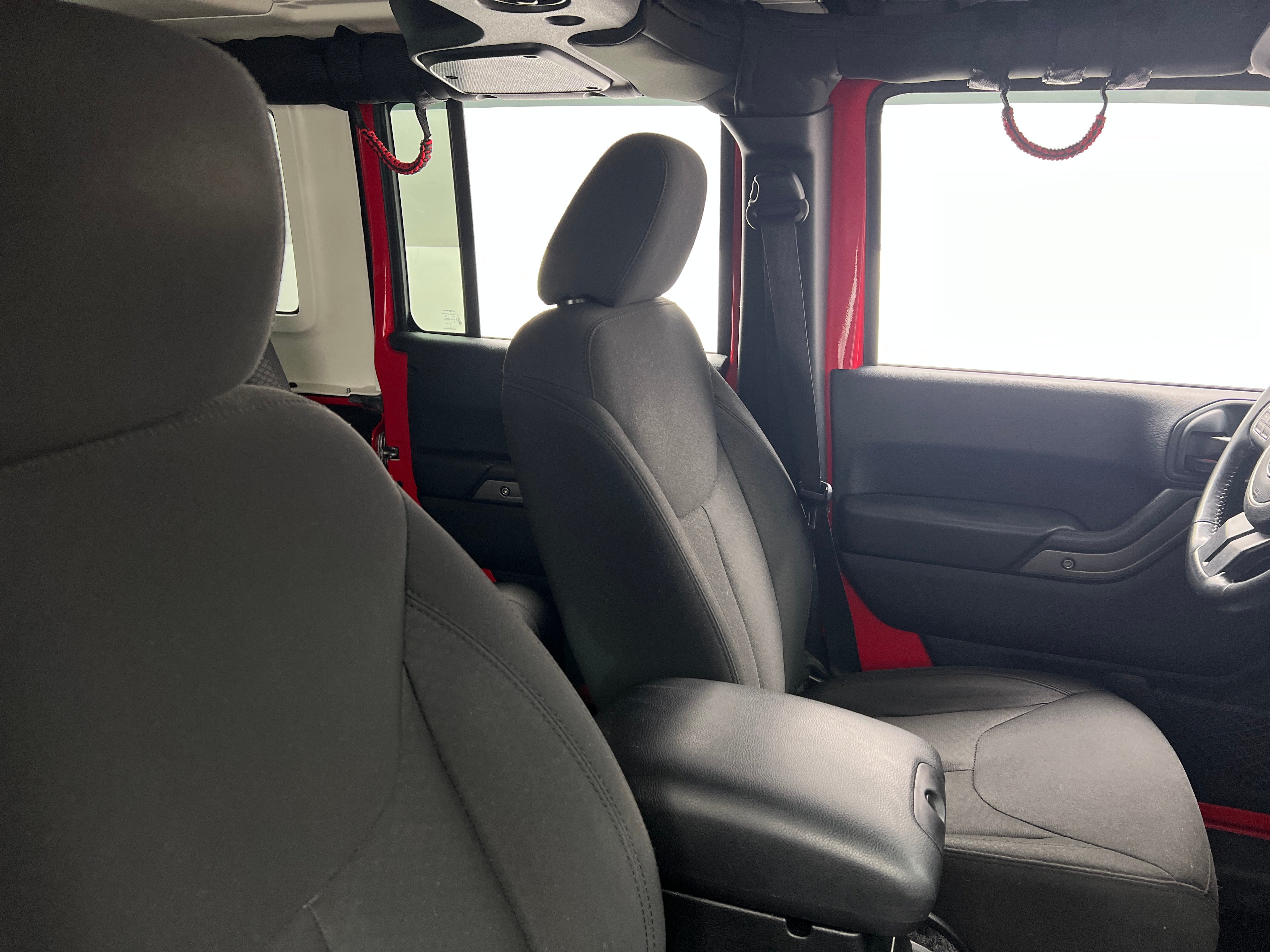 2018 Jeep Wrangler Unlimited Sport S 2