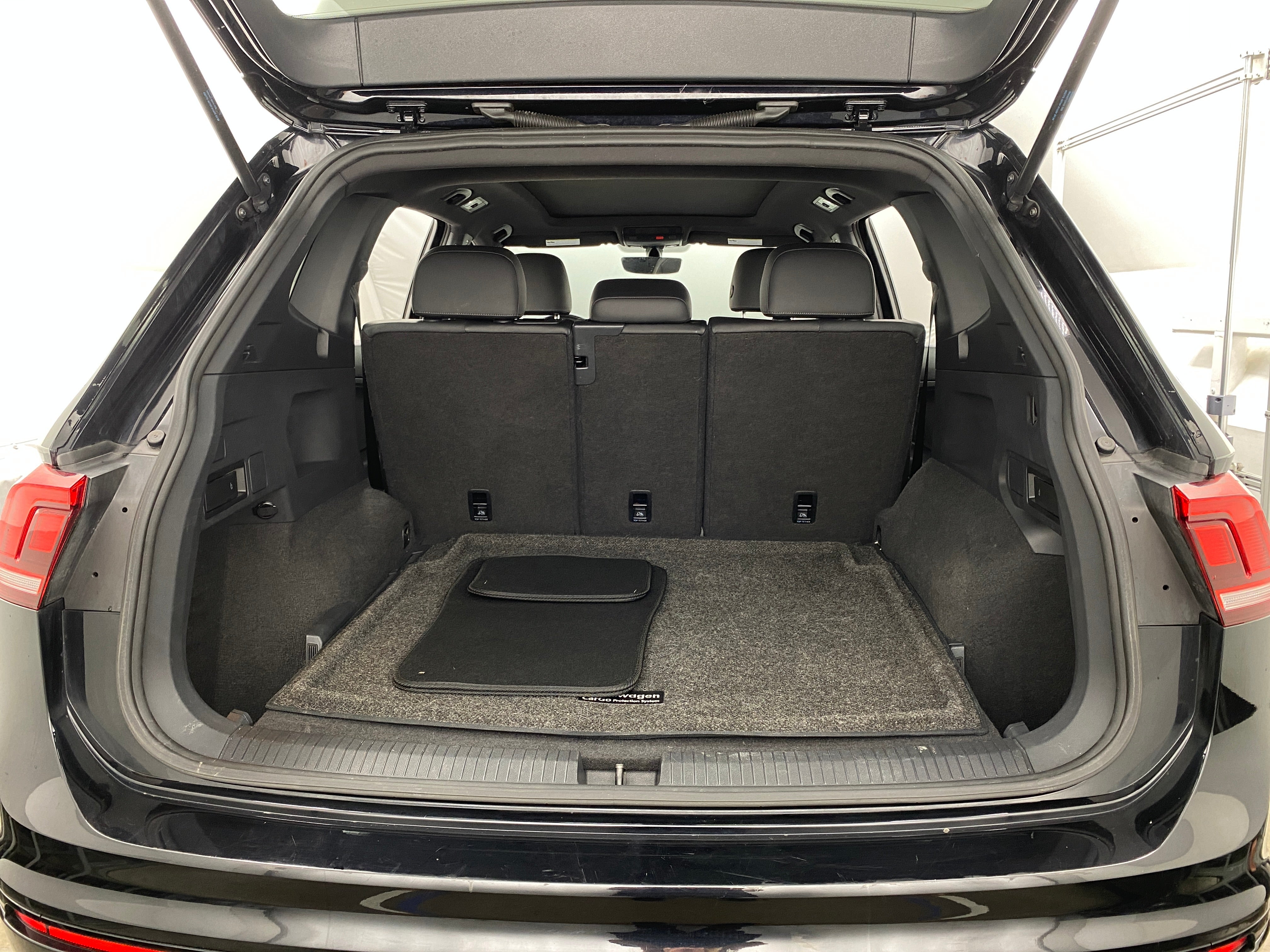 2020 Volkswagen Tiguan SE R-Line Black 6