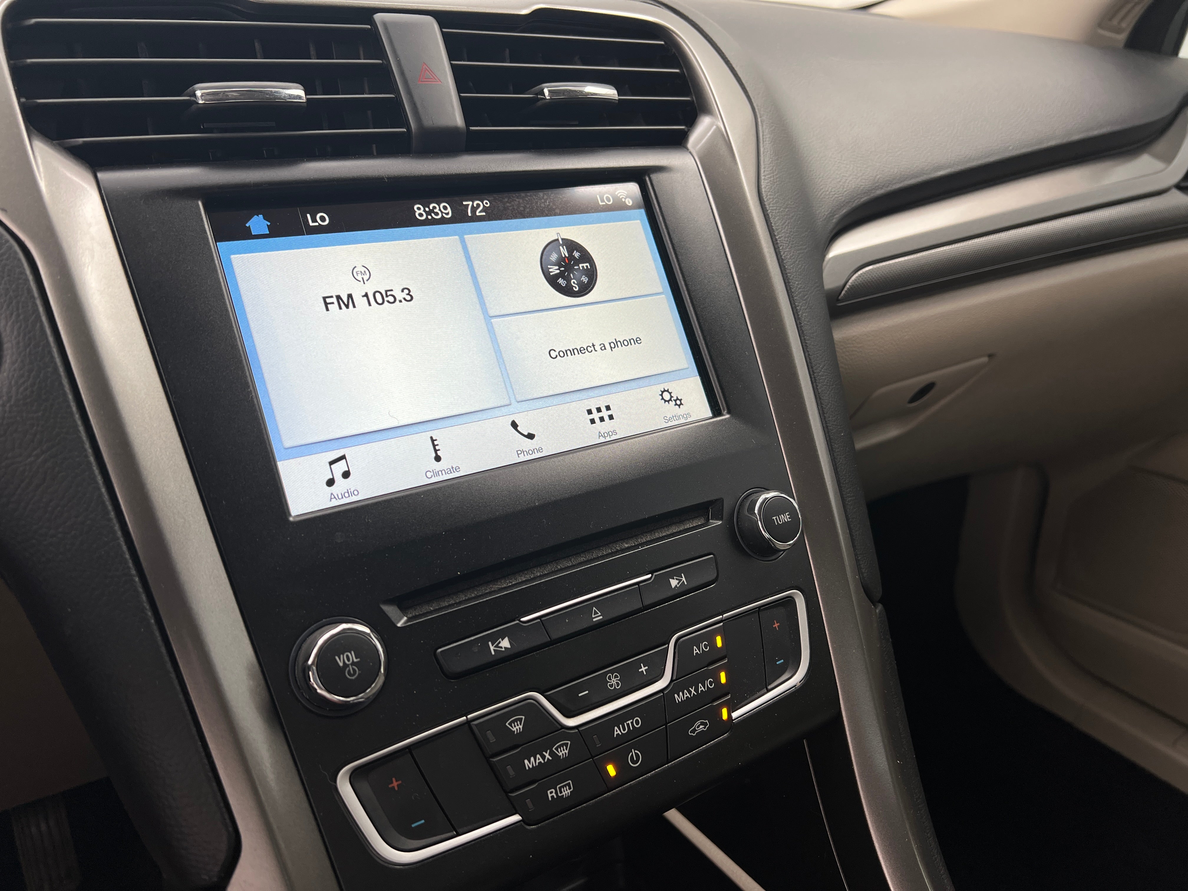 2017 Ford Fusion SE 4