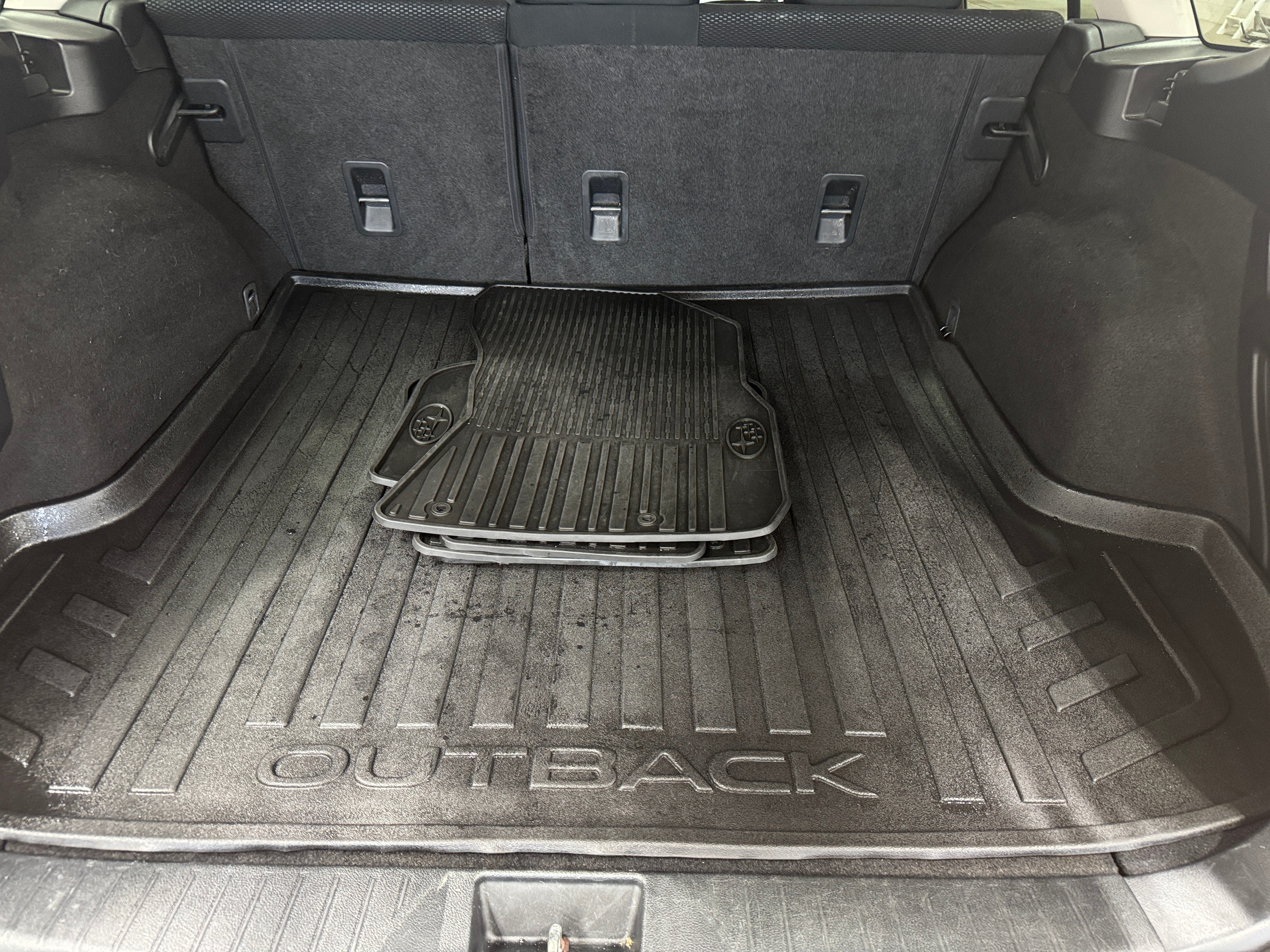 2016 Subaru Outback Premium 7