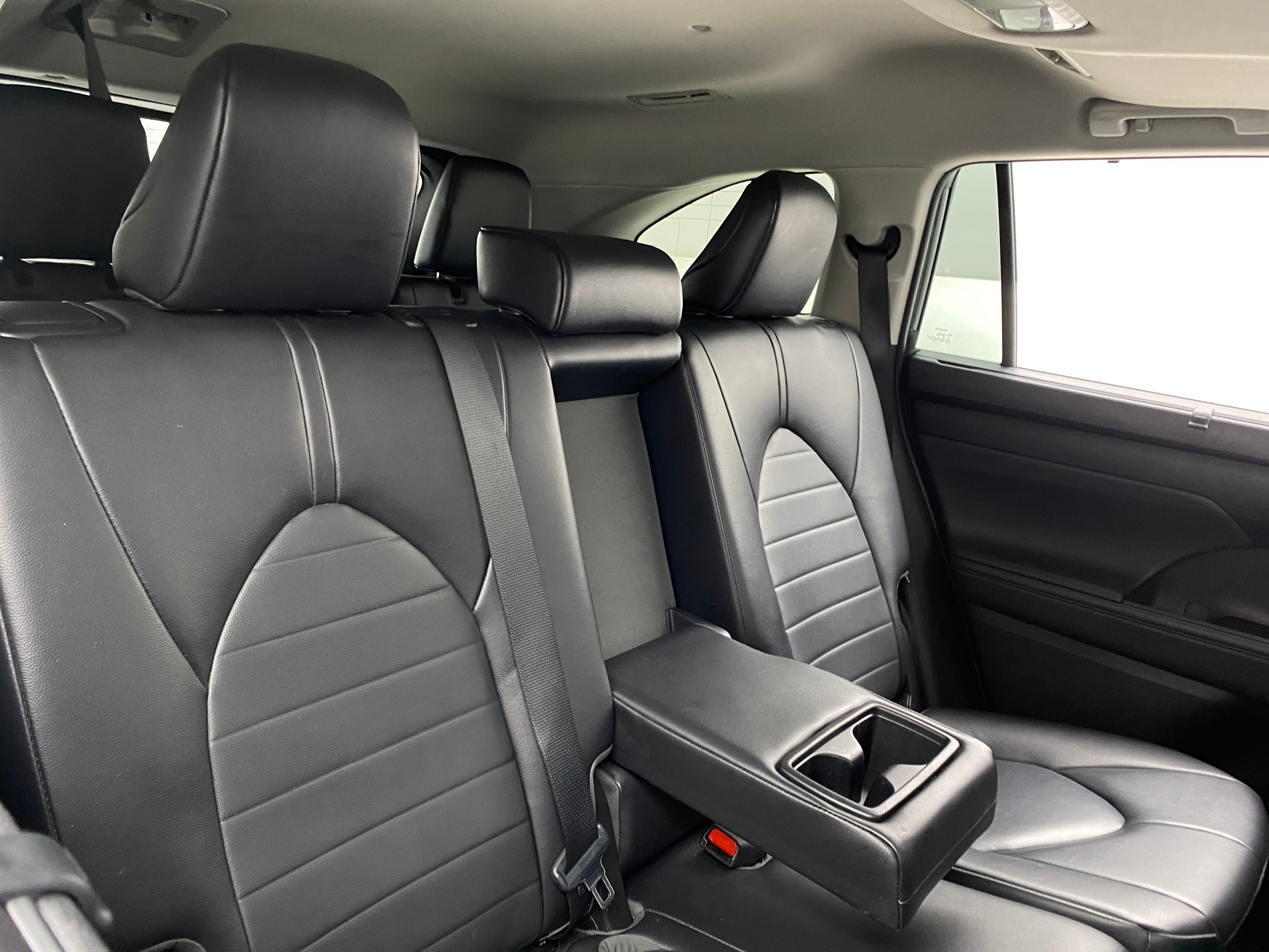 2023 Toyota Highlander XLE 5