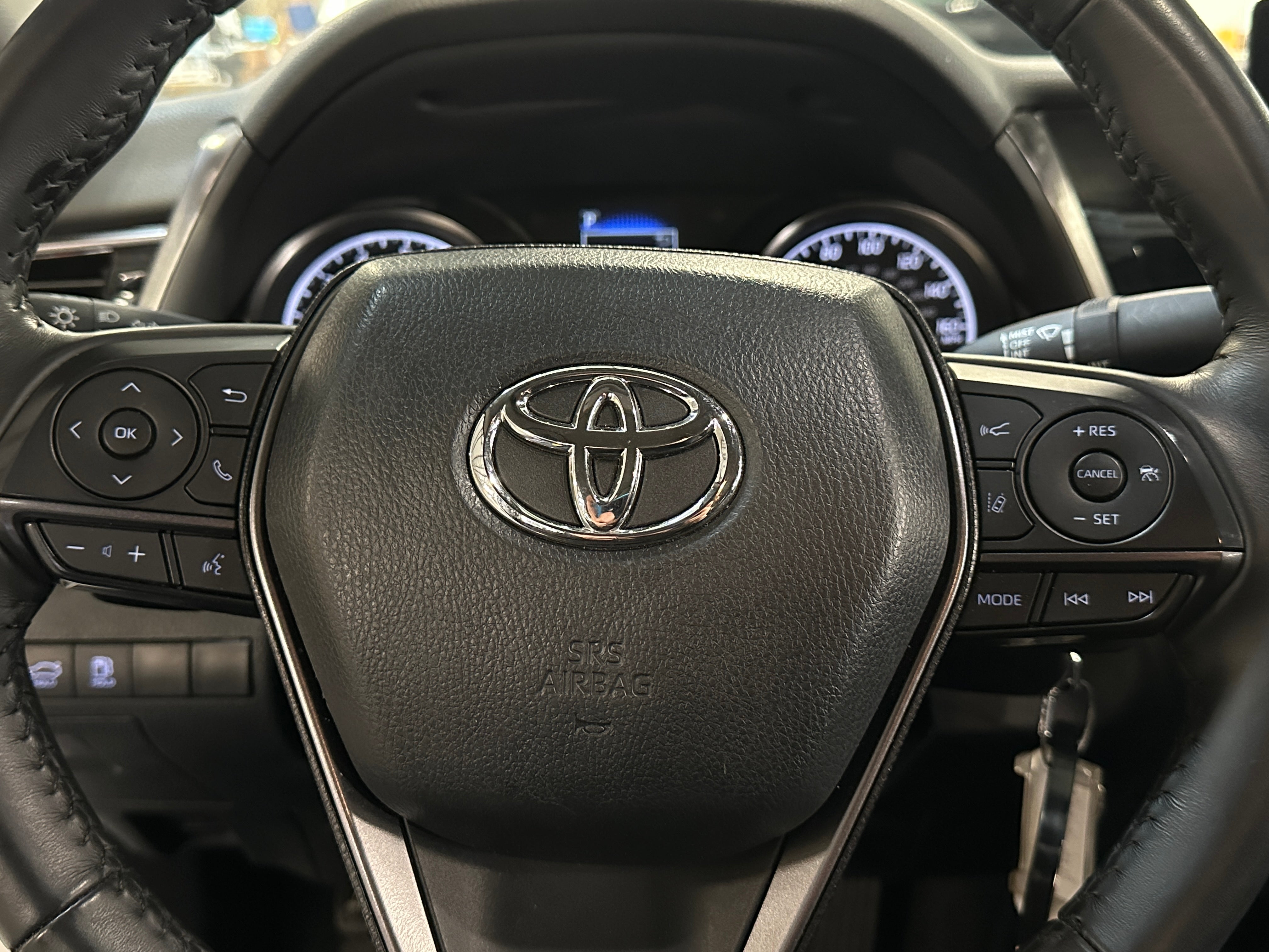 2024 Toyota Camry SE 4