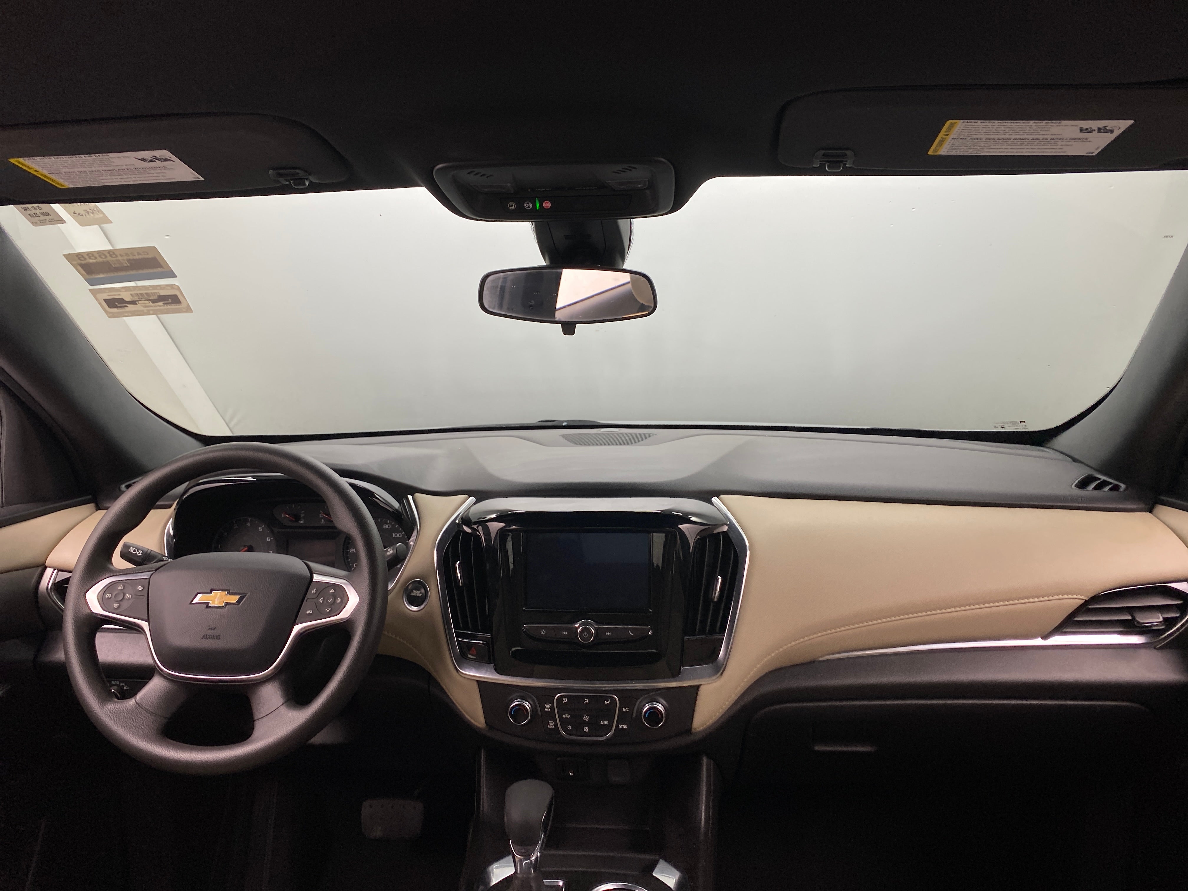 2023 Chevrolet Traverse LS 3
