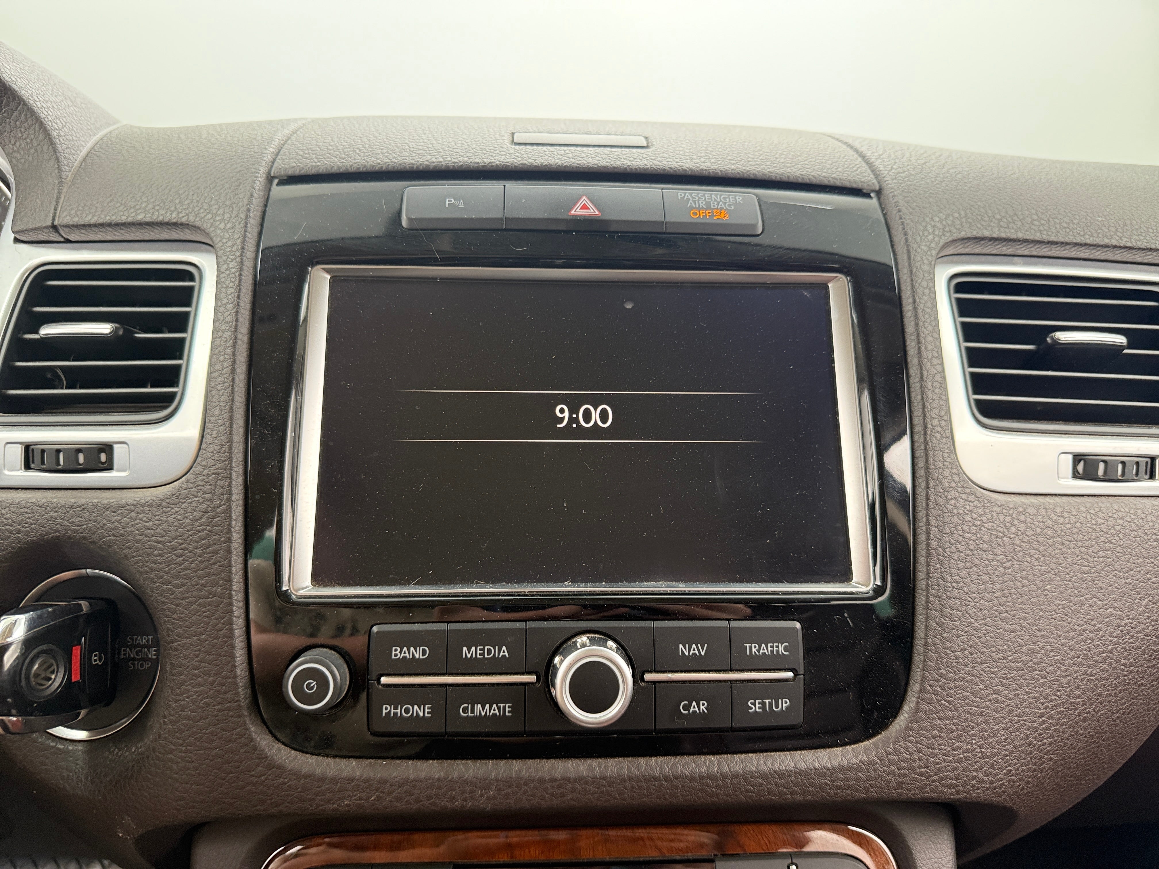 2012 Volkswagen Touareg TDI Lux 4