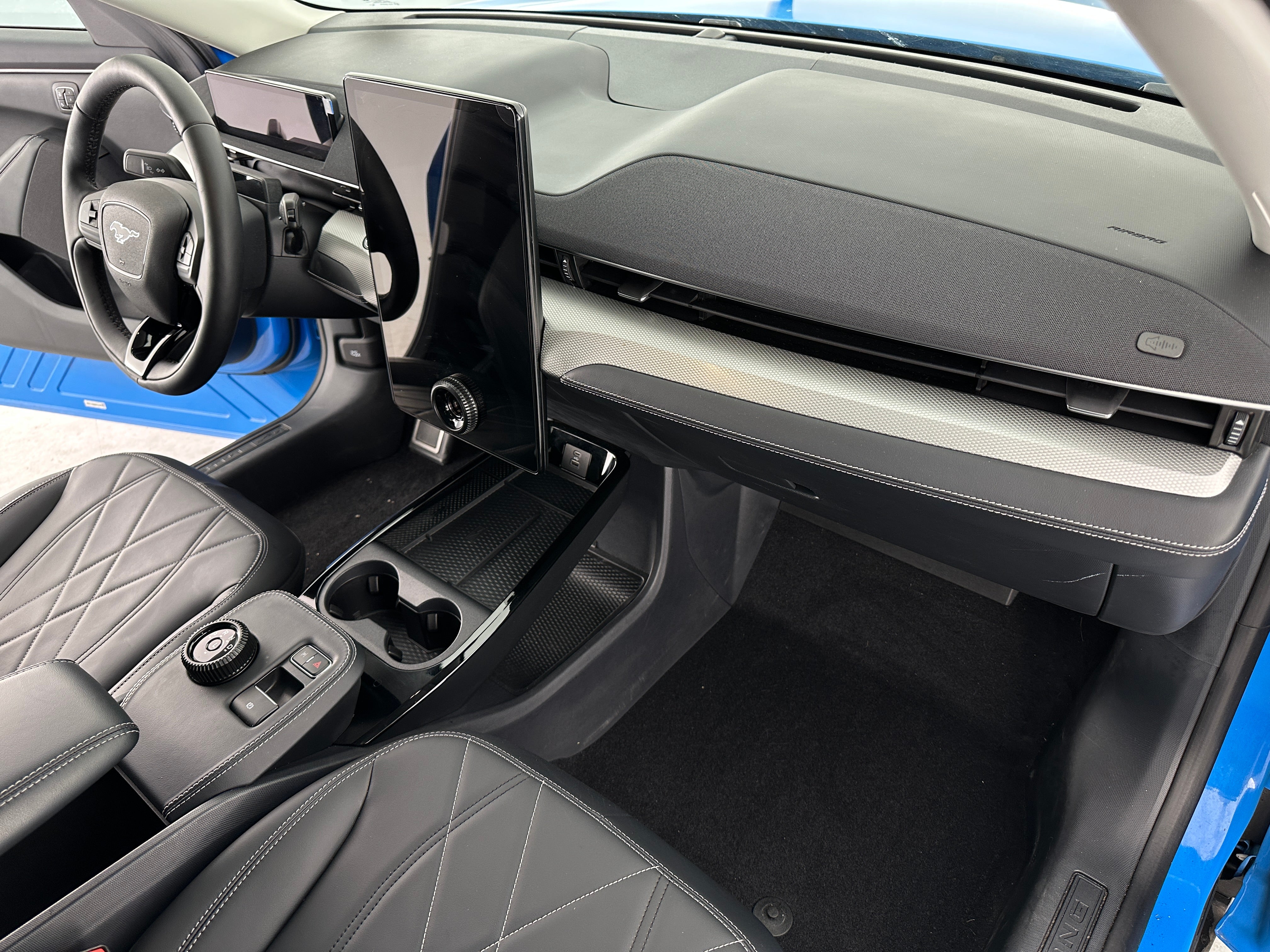 2022 Ford Mustang Mach-E Select 3