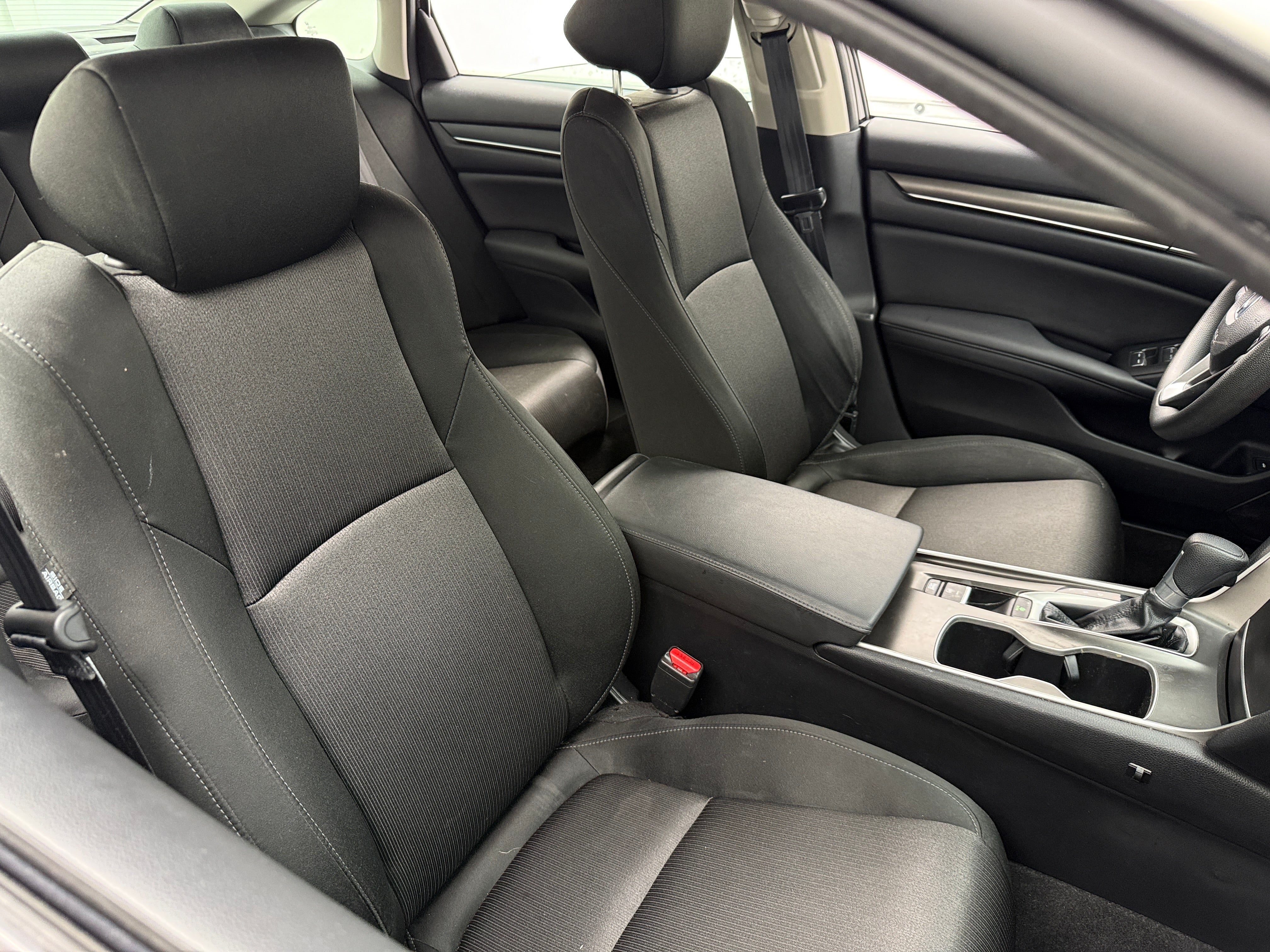 2019 Honda Accord LX 2