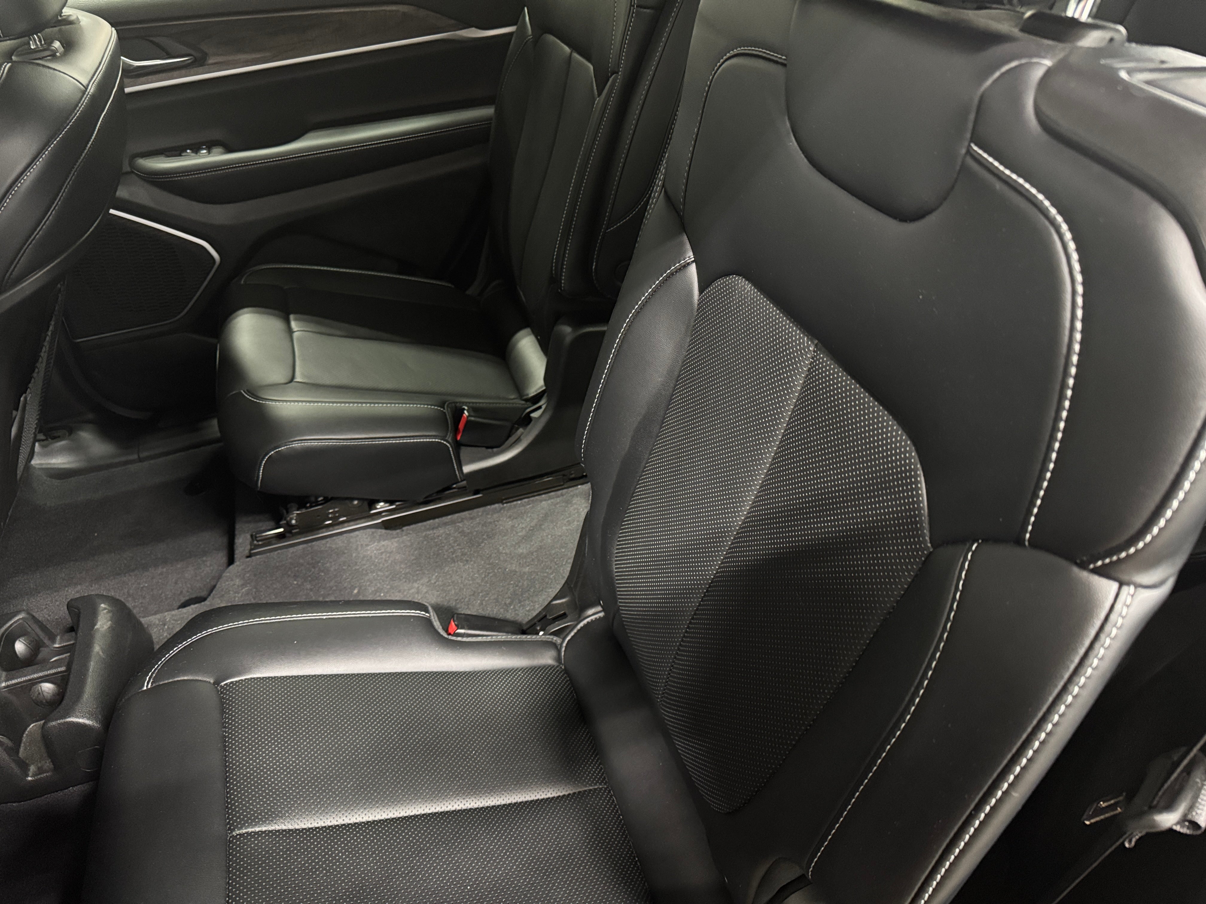 2022 Jeep Grand Cherokee L Limited Edition 5