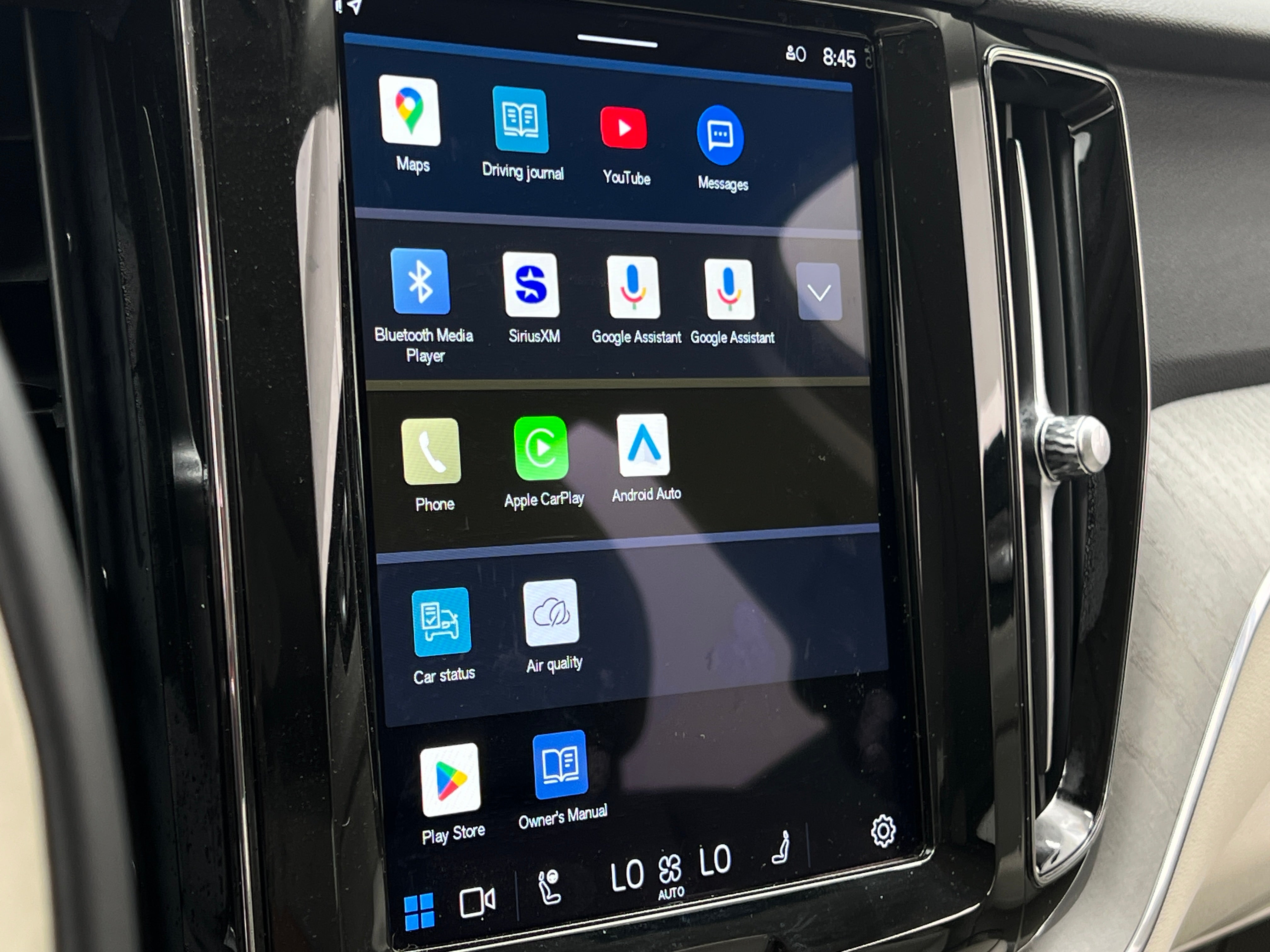 2023 Volvo XC60 Recharge Core 3